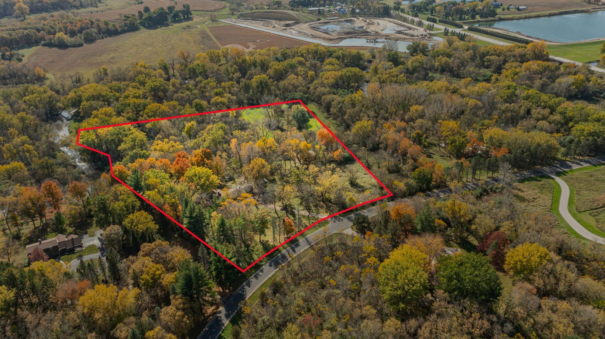 main property photo 5