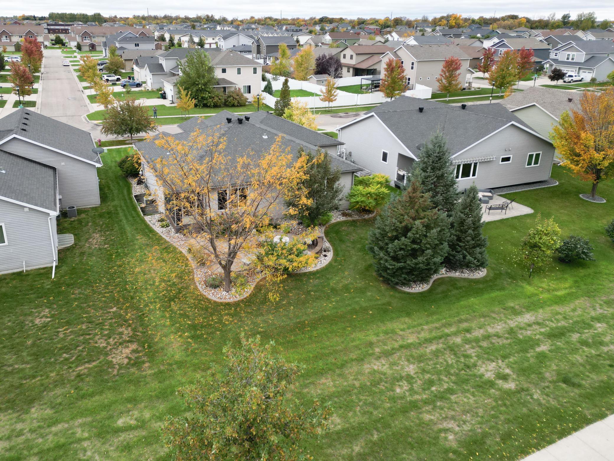main property photo 9