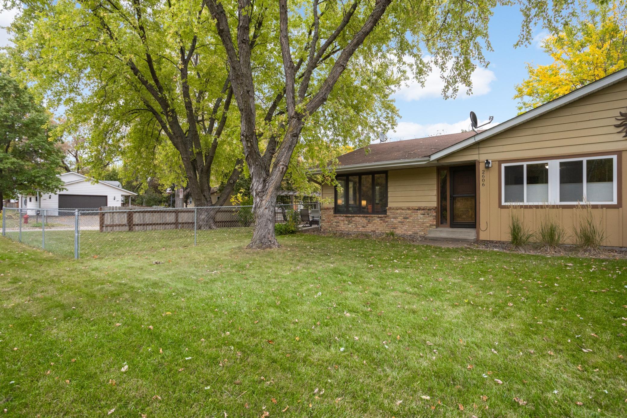main property photo 33