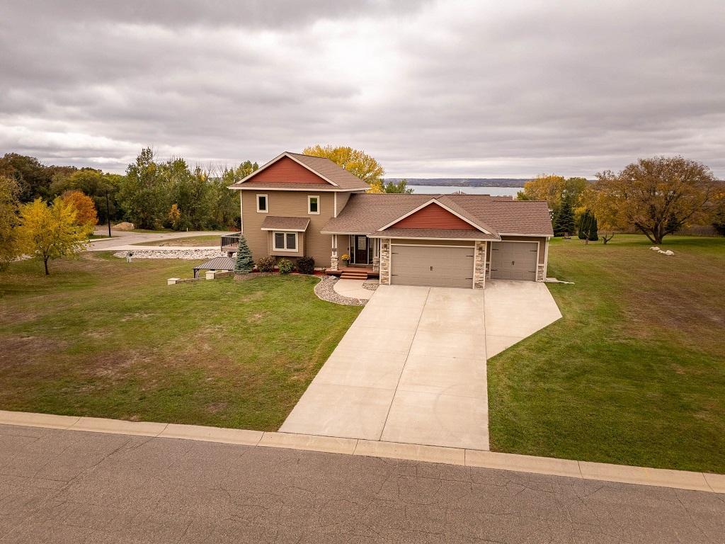 main property photo 13