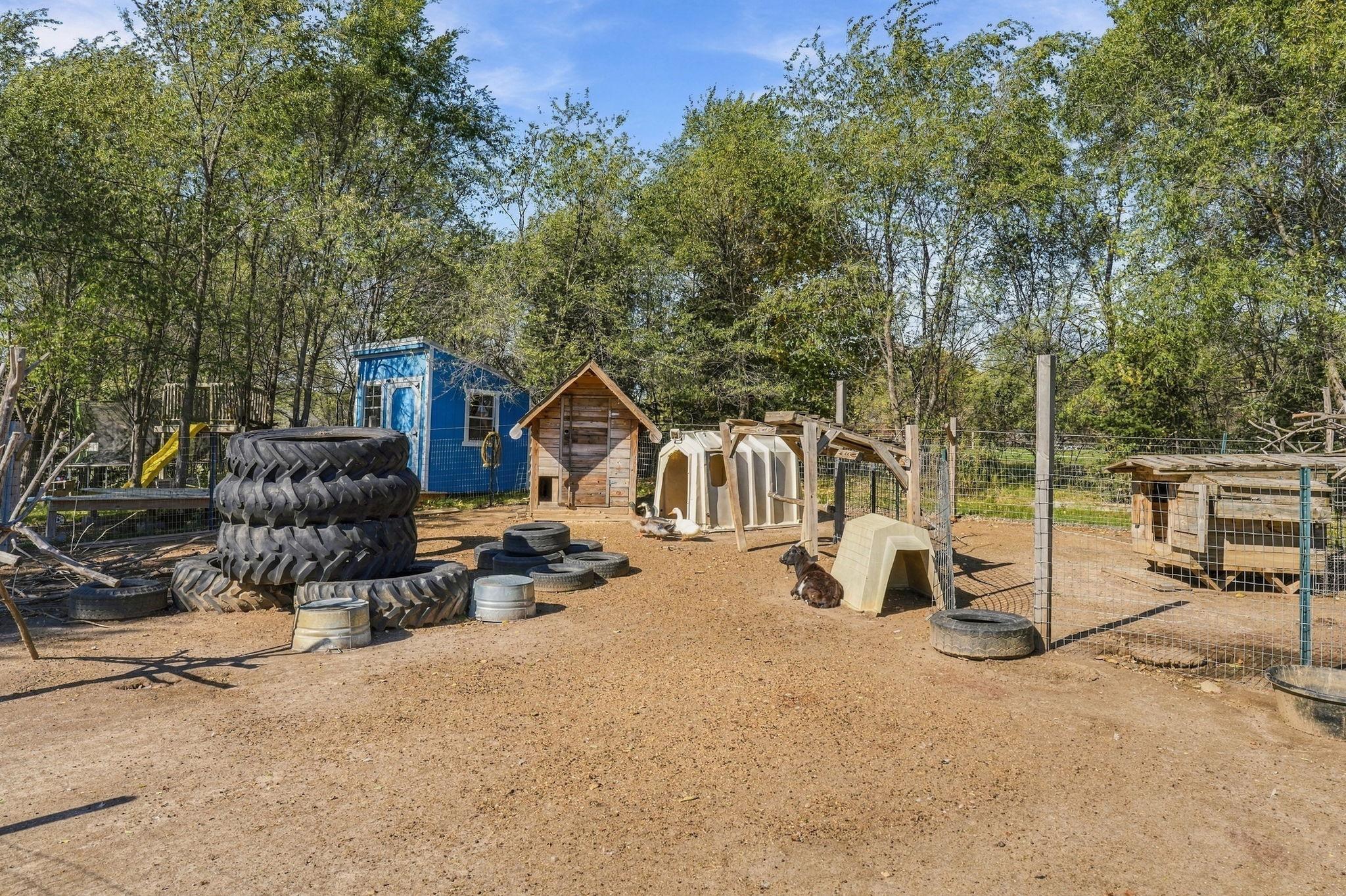 main property photo 22