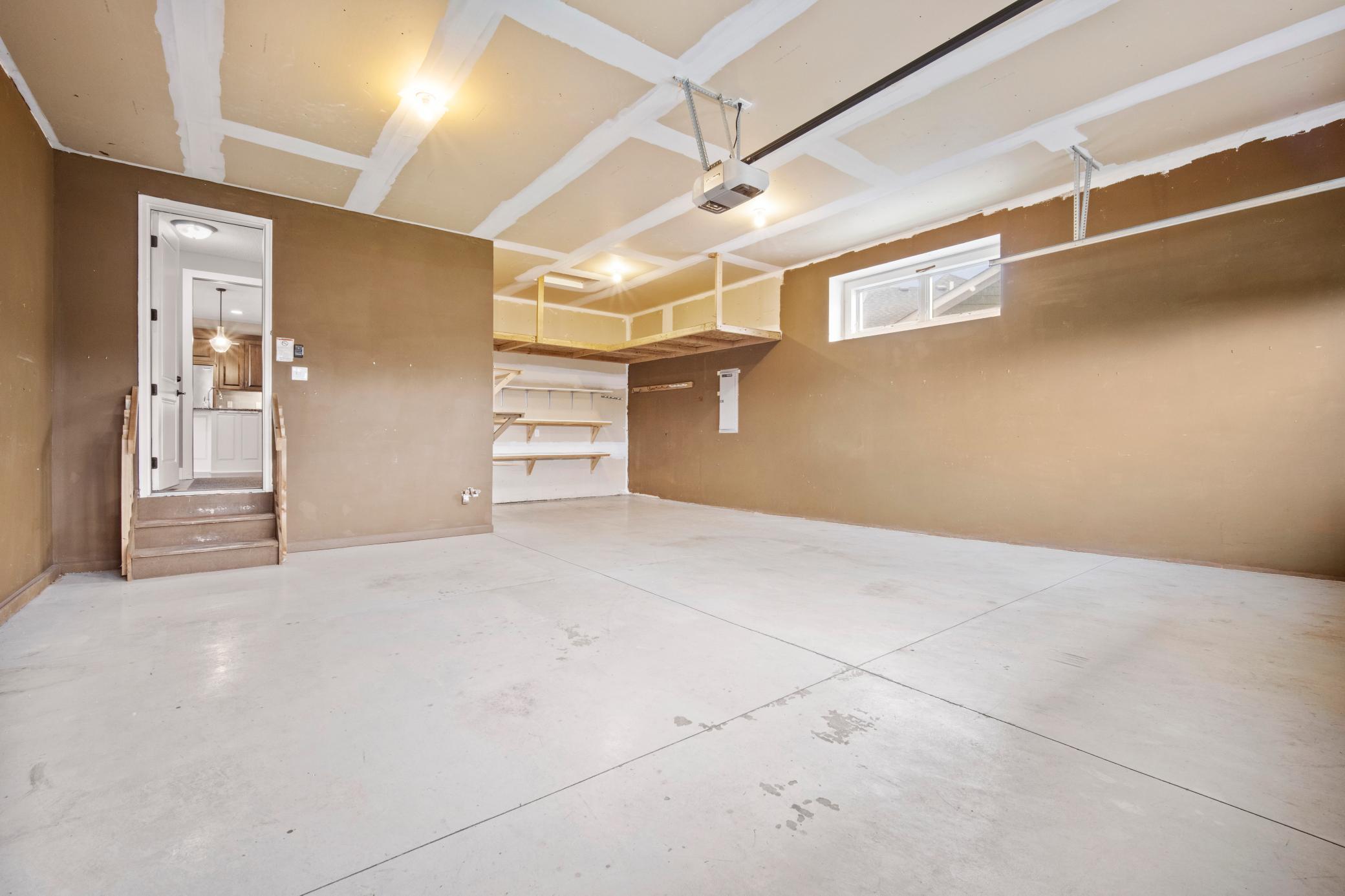 main property photo 70