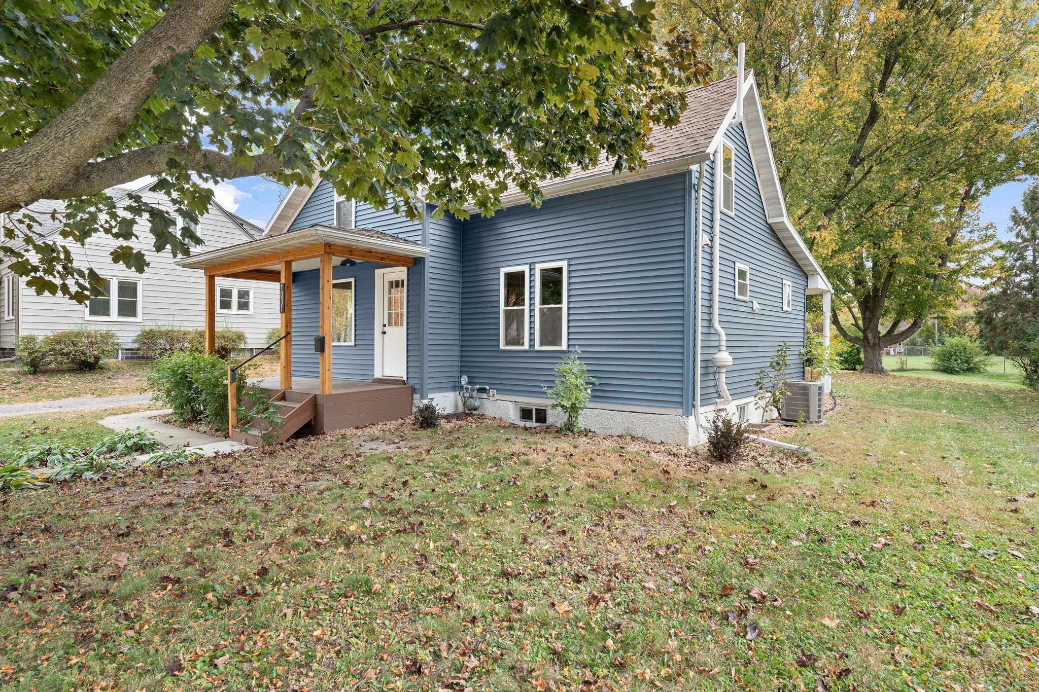main property photo 4