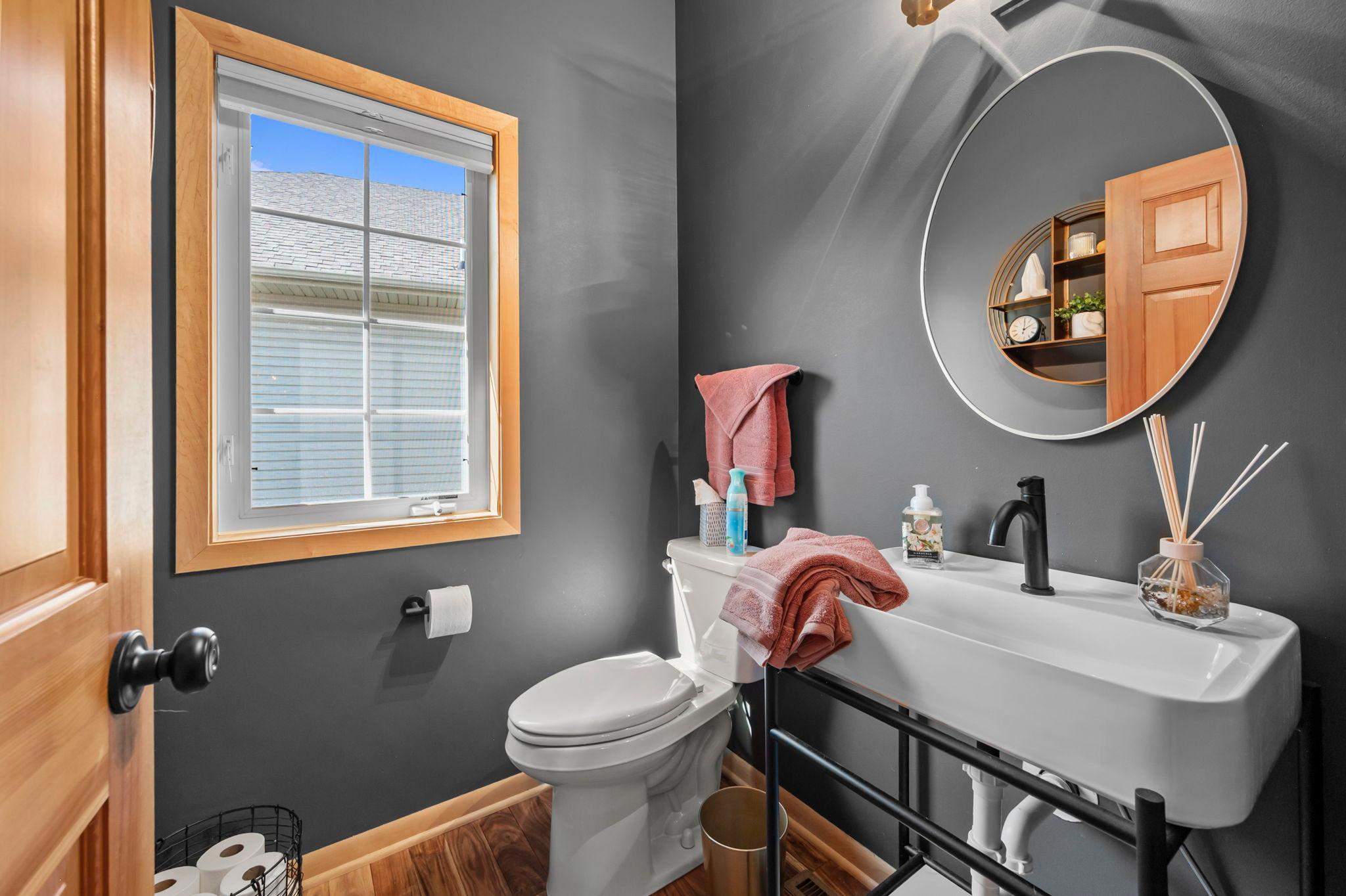 main property photo 28