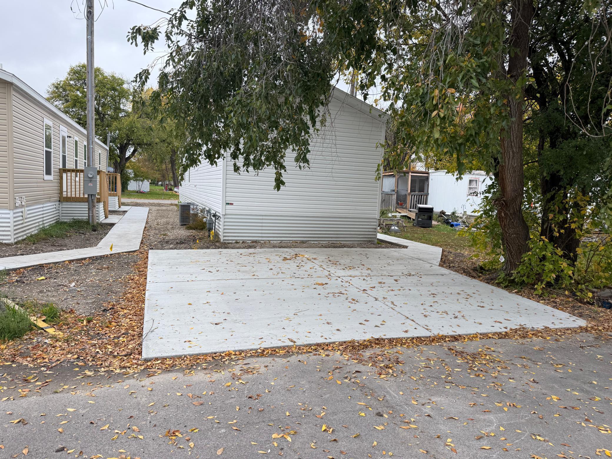 main property photo 20