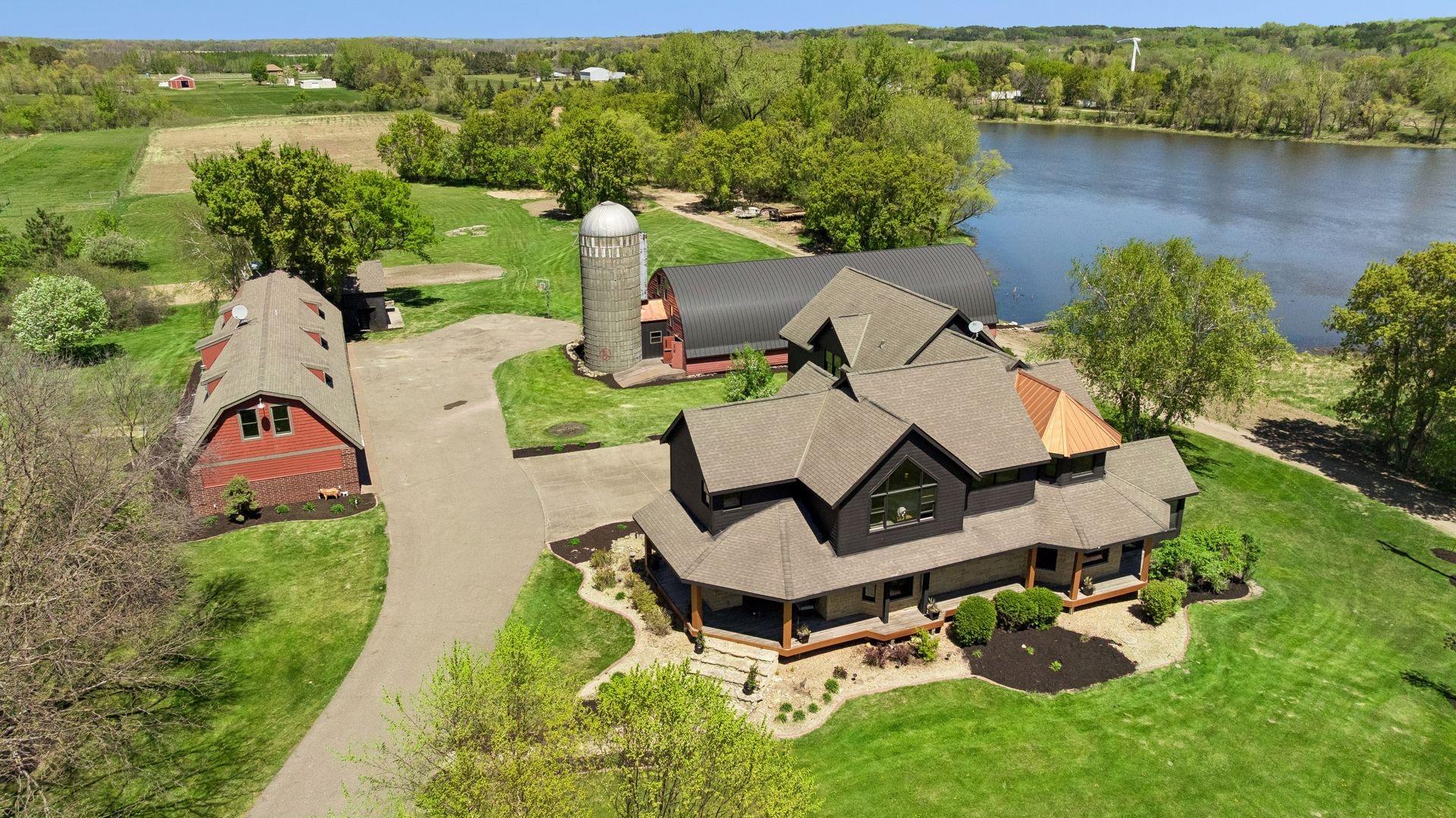 main property photo 46