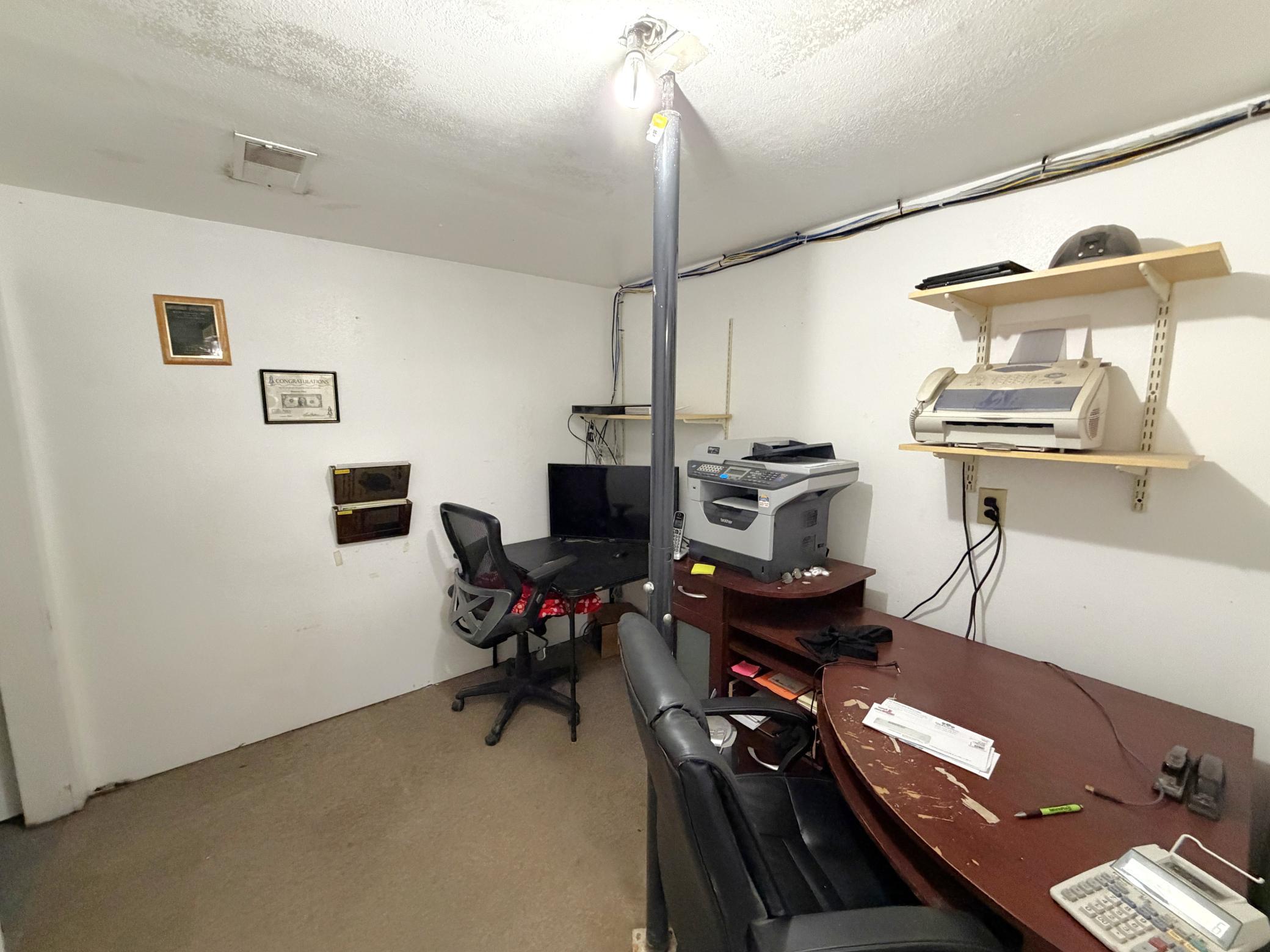 main property photo 14