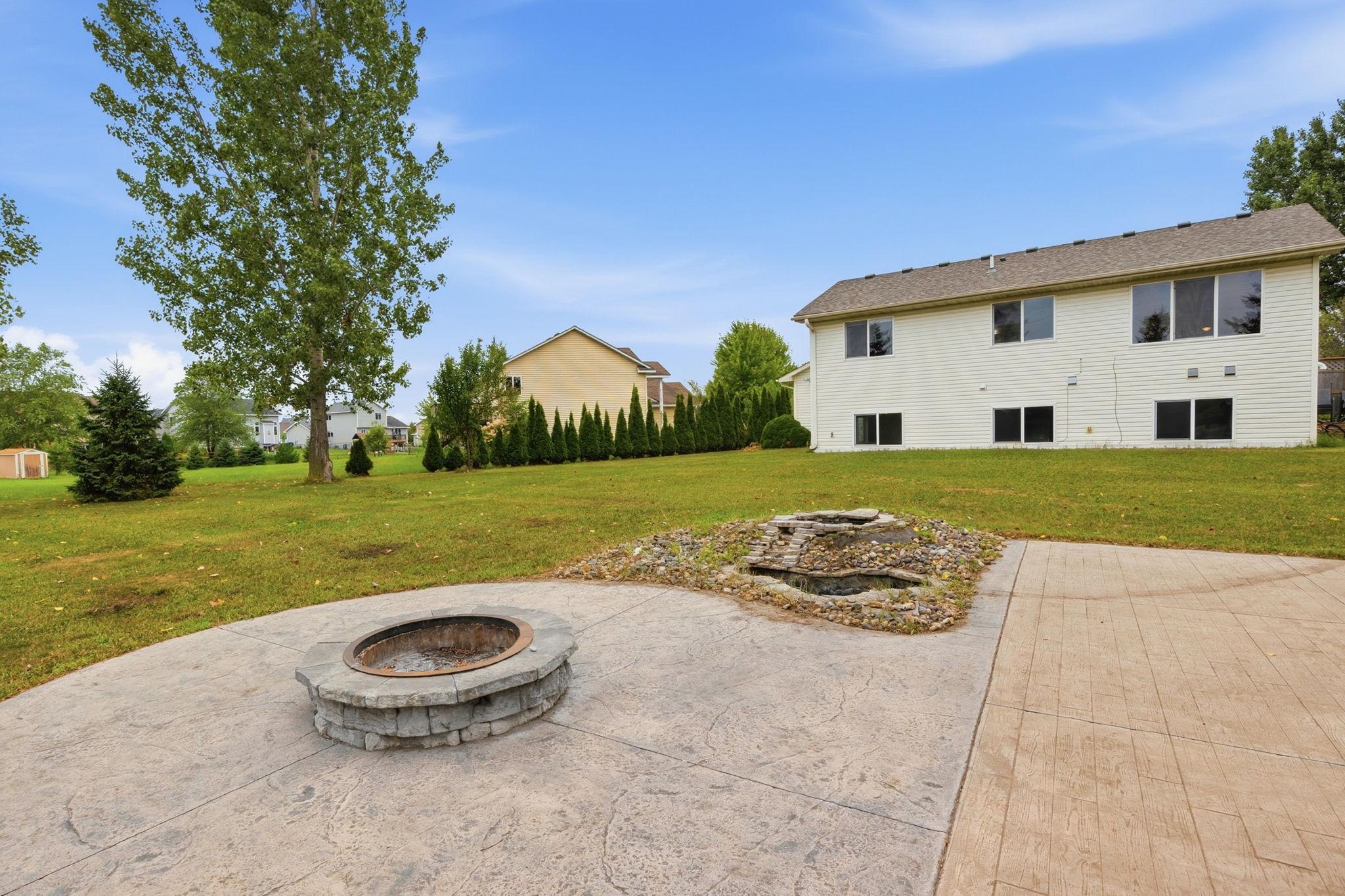 main property photo 25