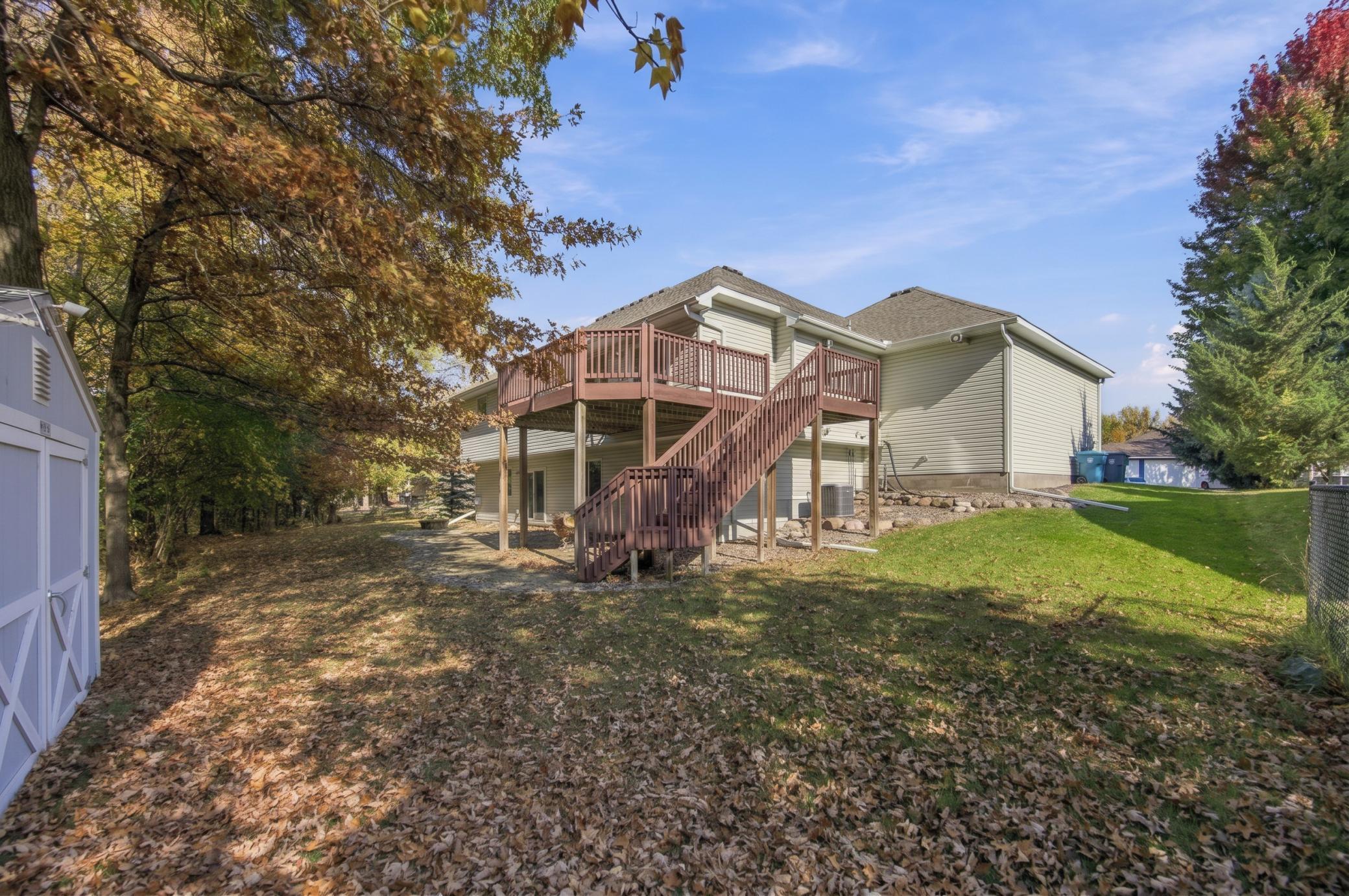 main property photo 31