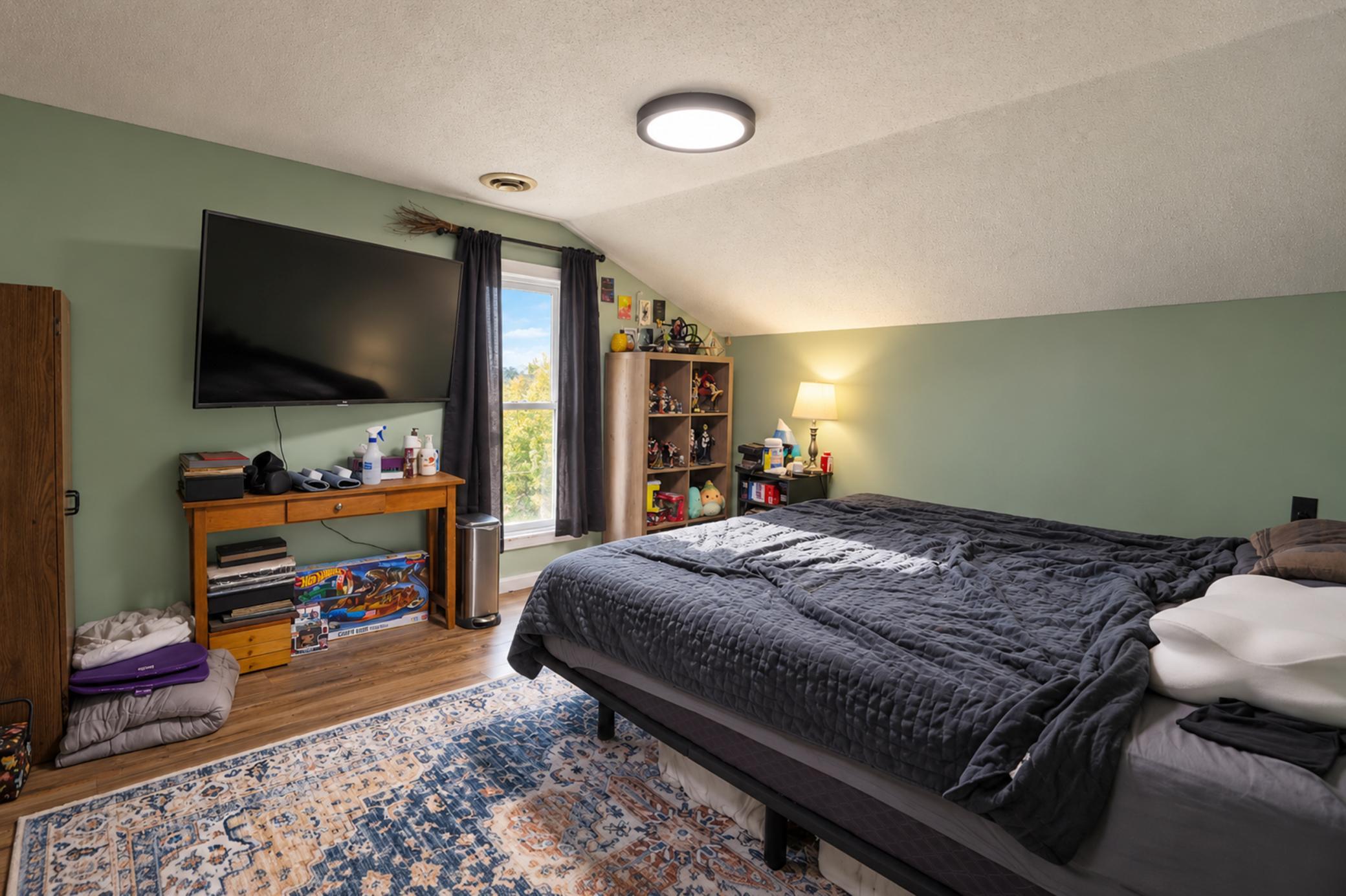 main property photo 19