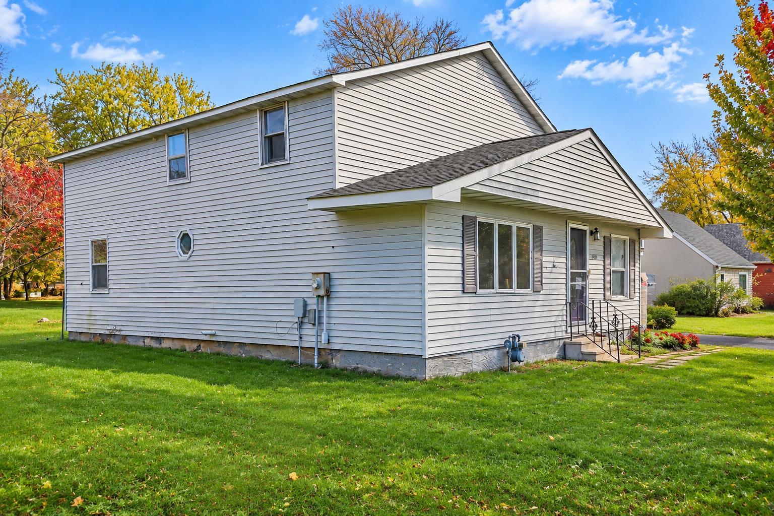 main property photo 34