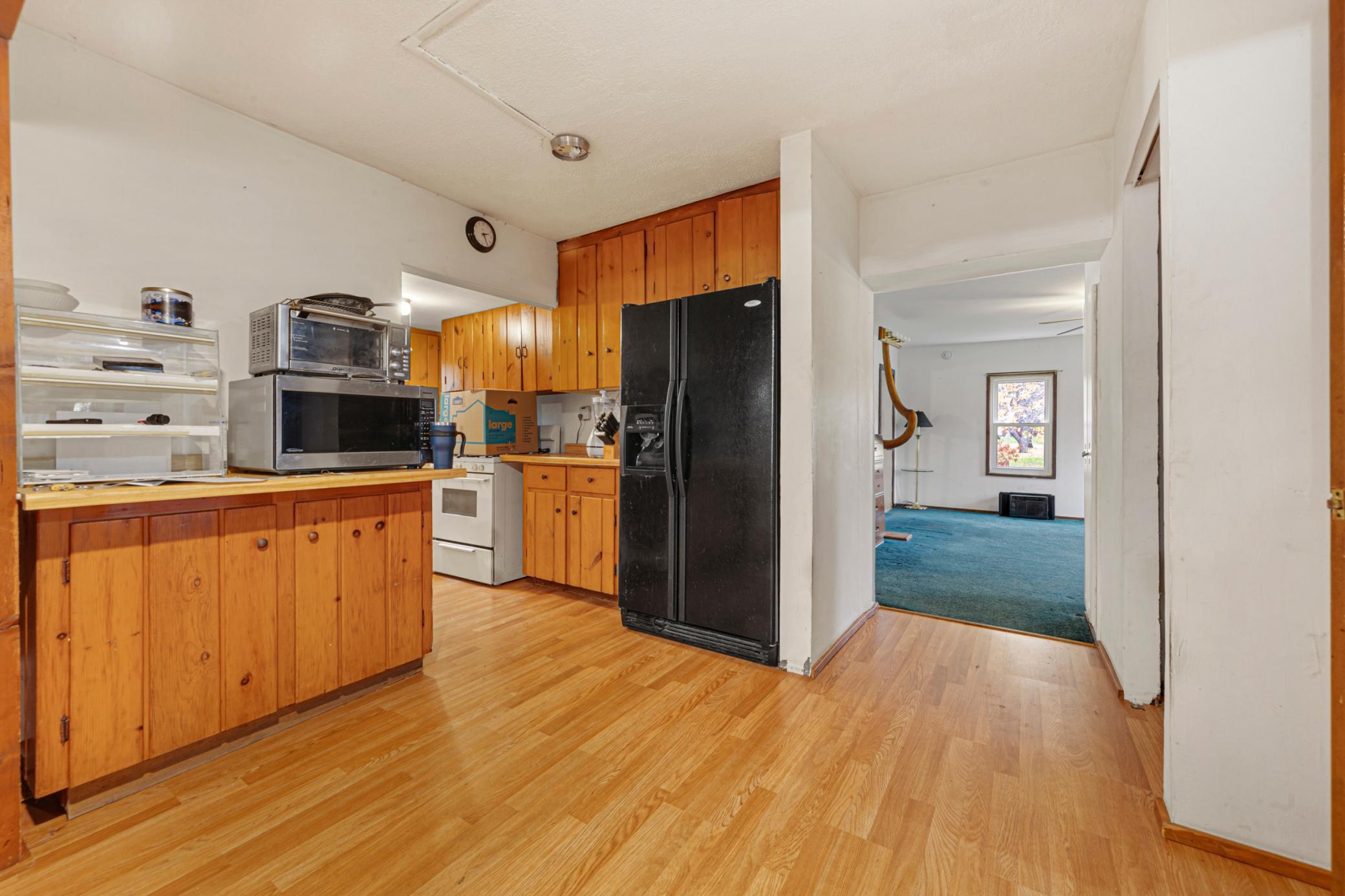 main property photo 24