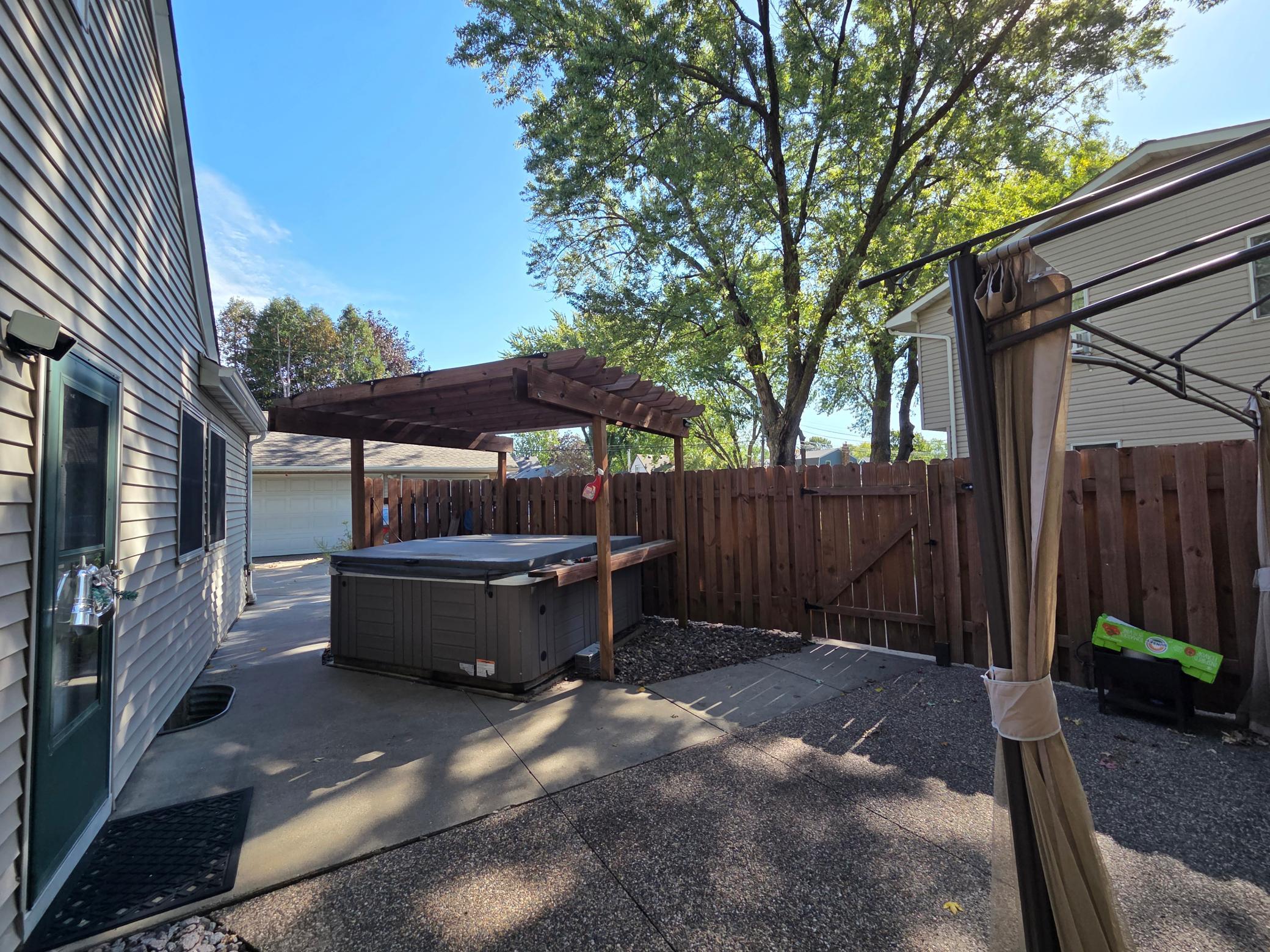 main property photo 46