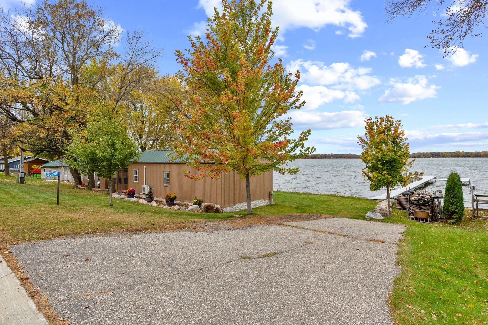 main property photo 18