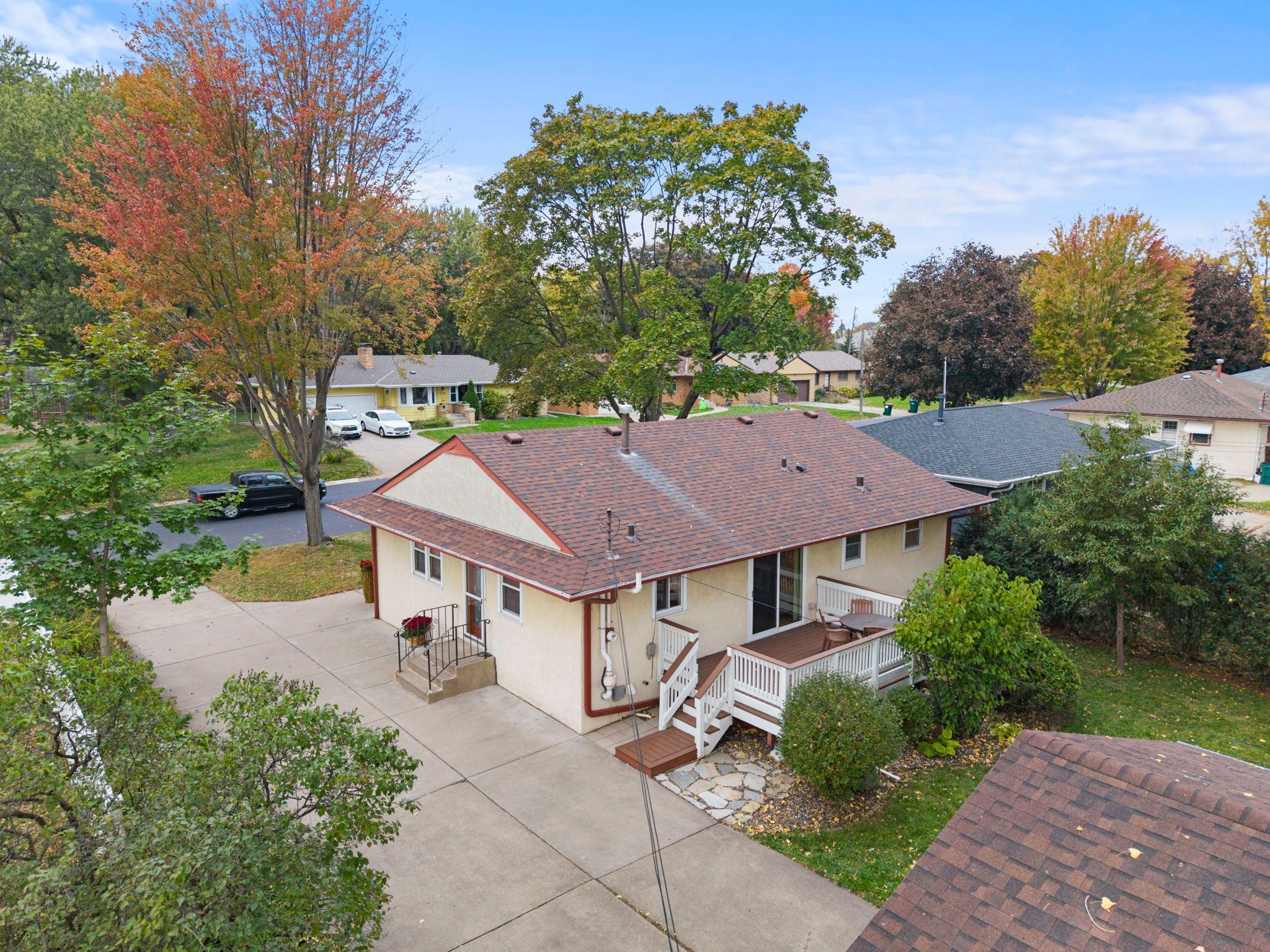 main property photo 41