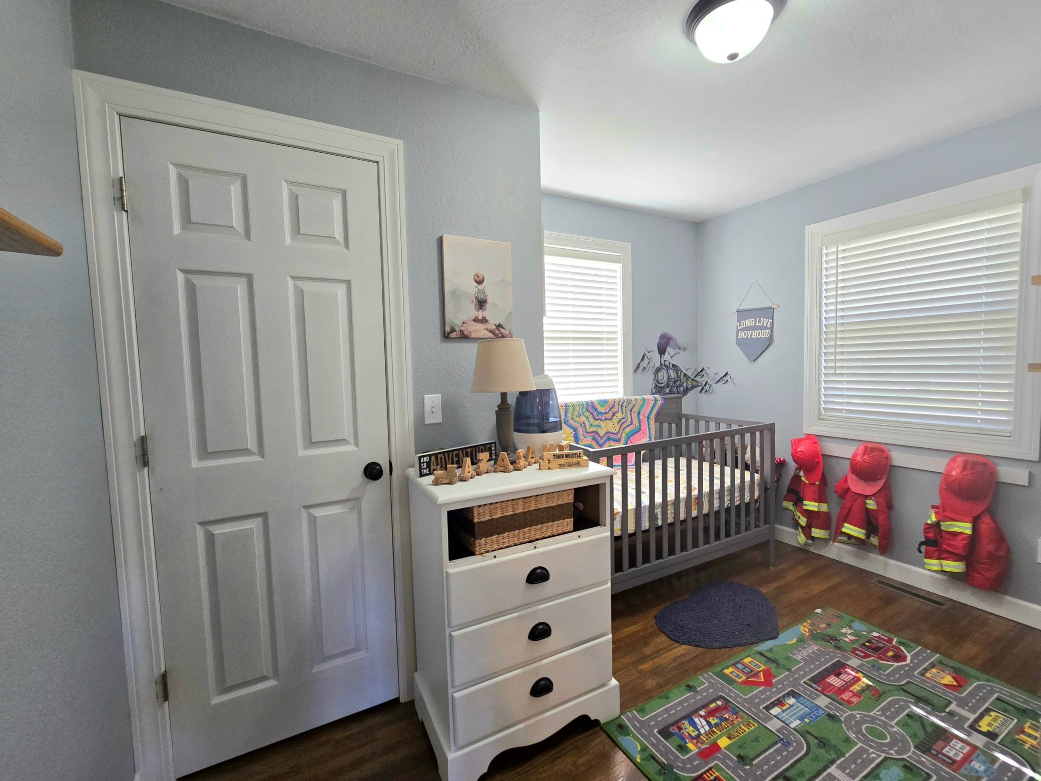 main property photo 18