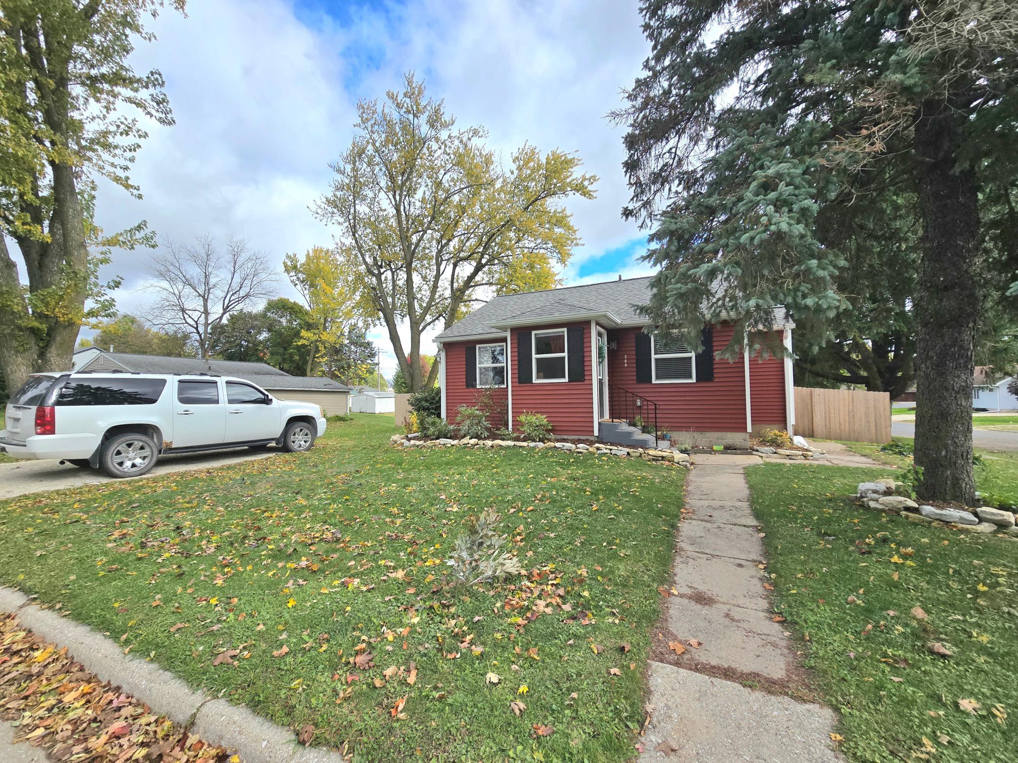 main property photo 35