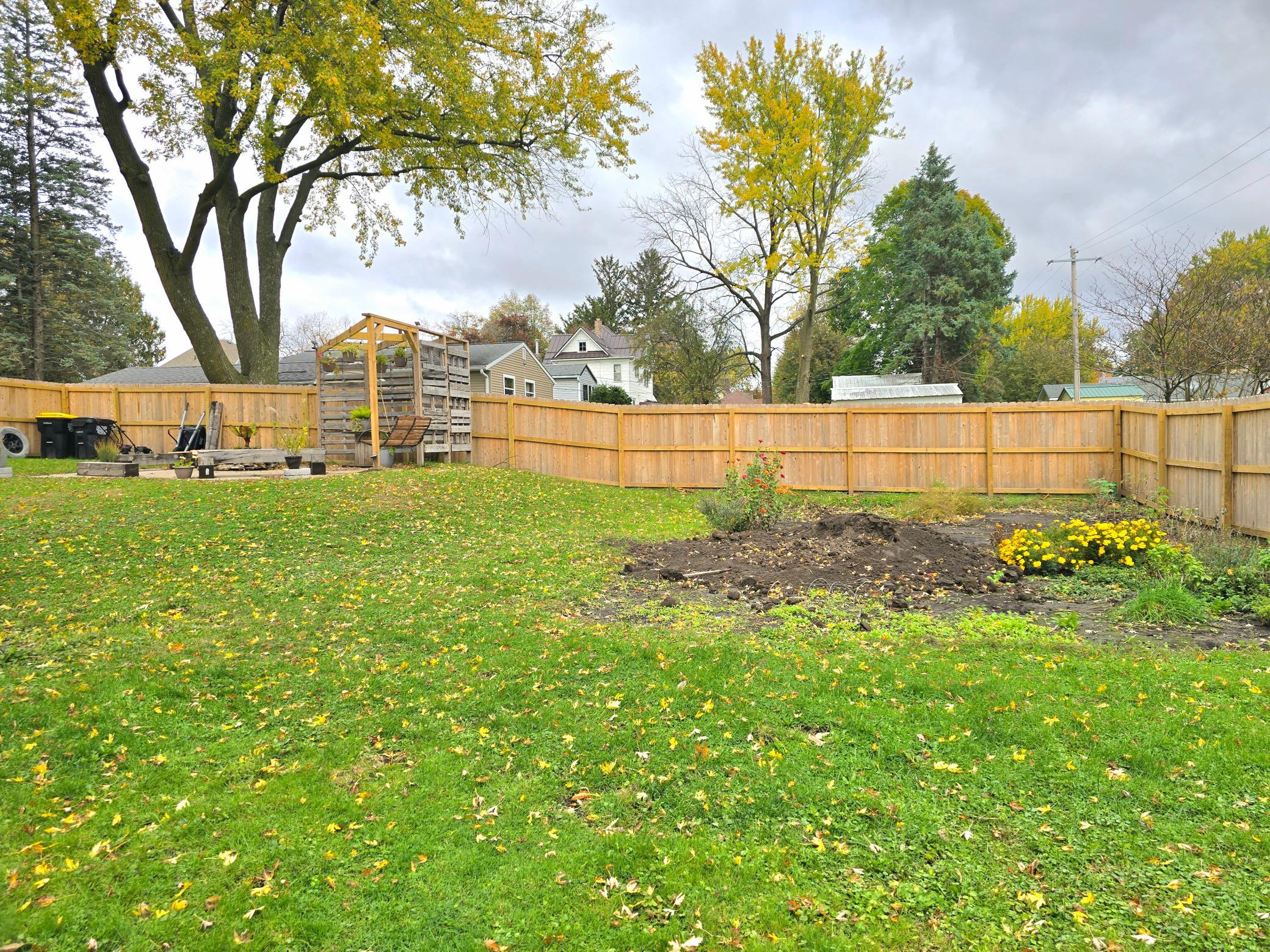 main property photo 42