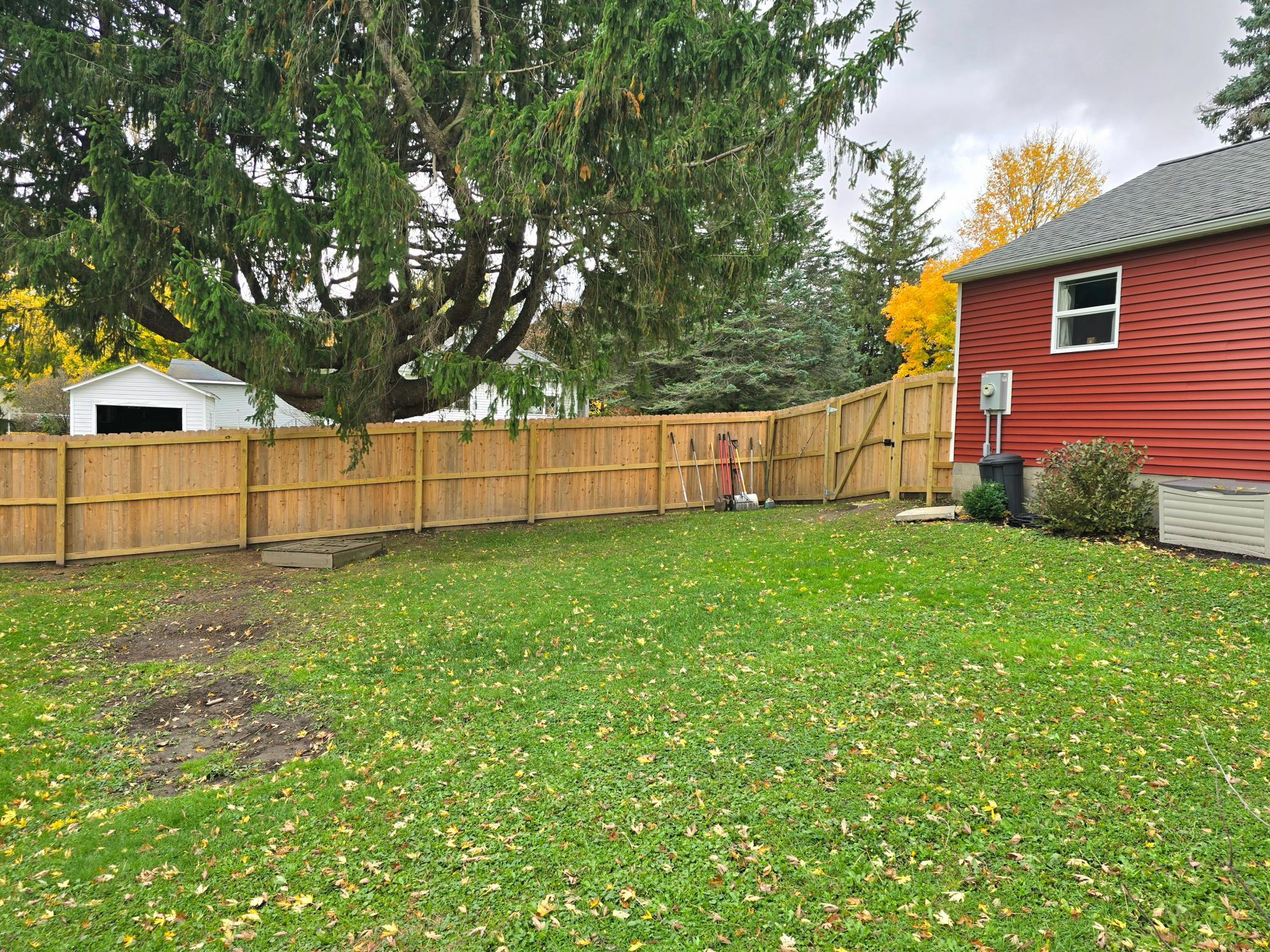 main property photo 45