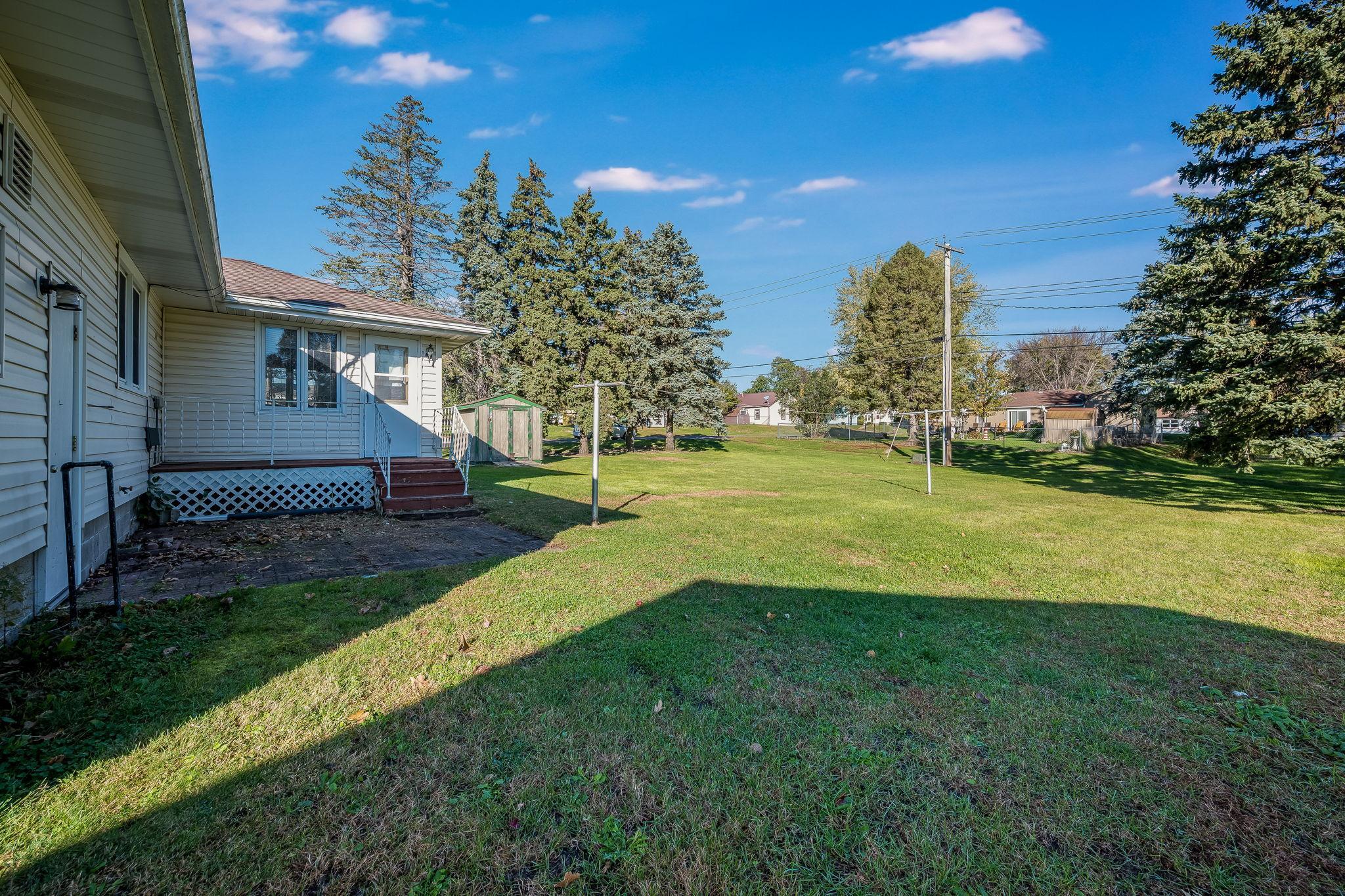main property photo 37