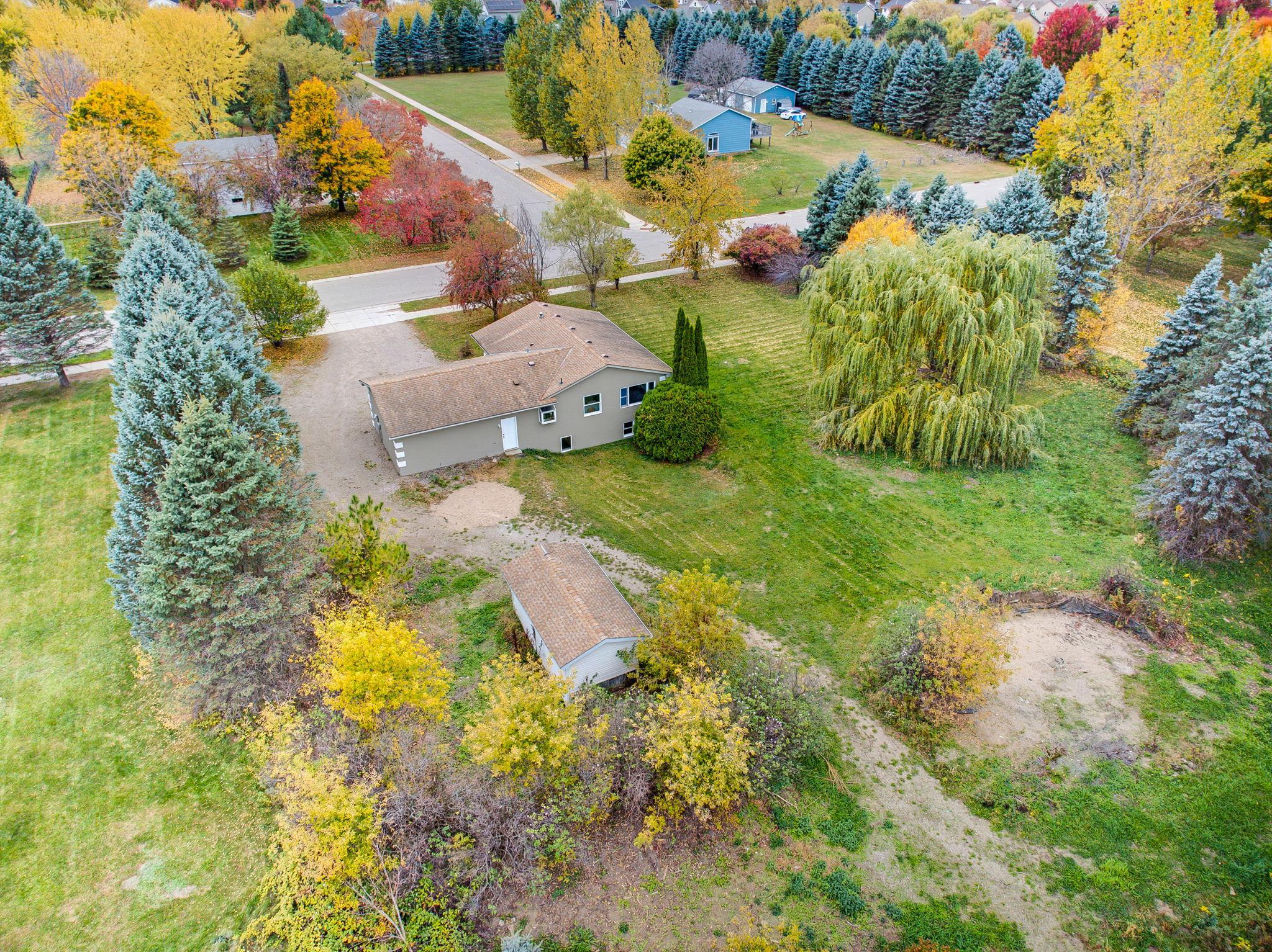 main property photo 31