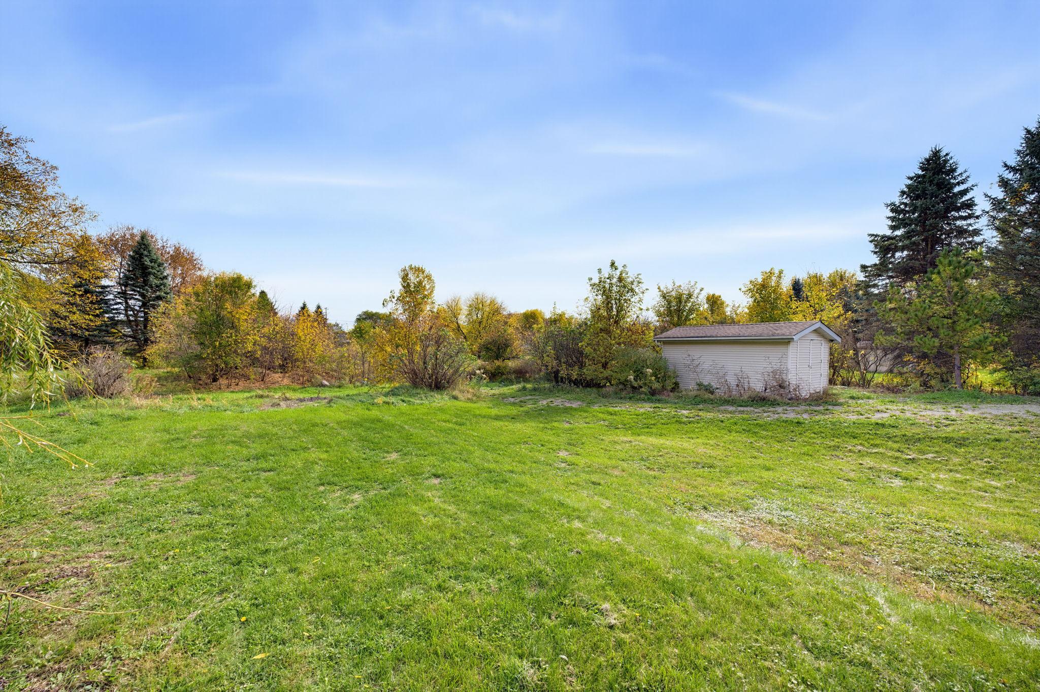 main property photo 37