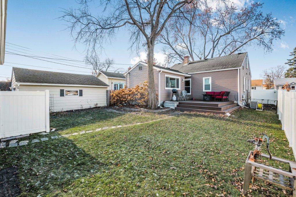 main property photo 26