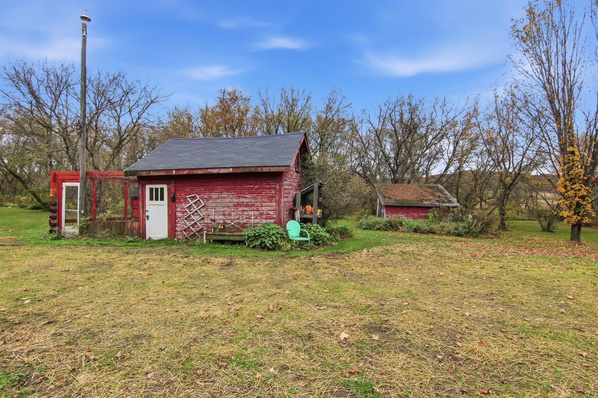 main property photo 33