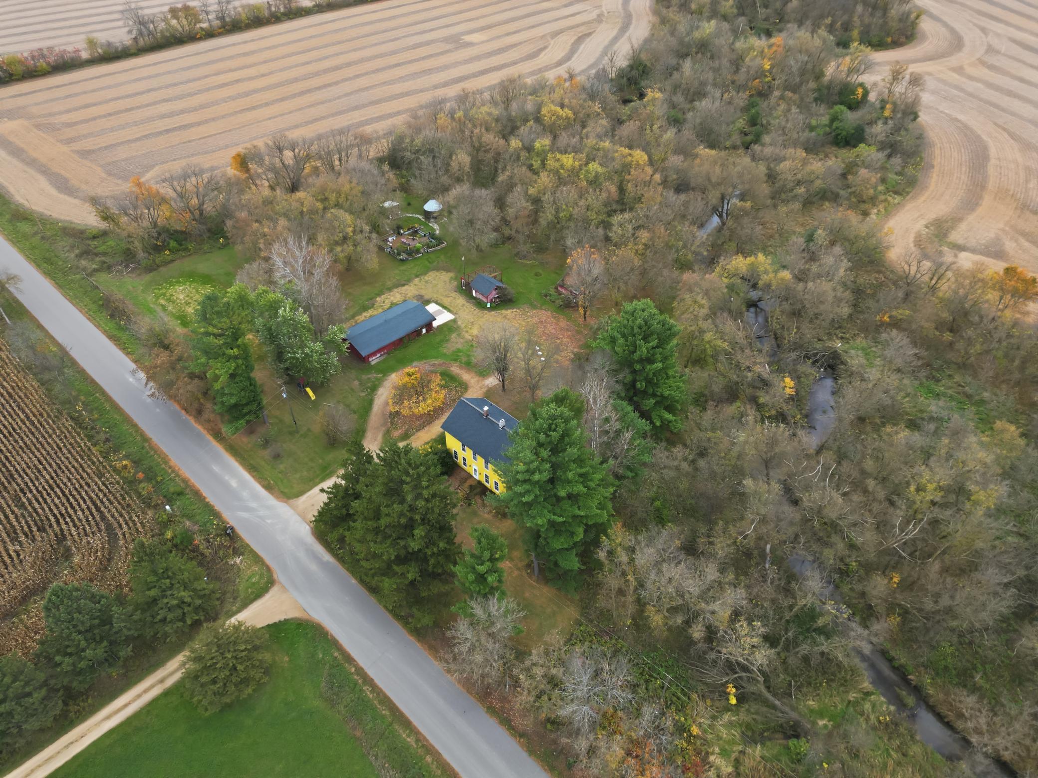 main property photo 65