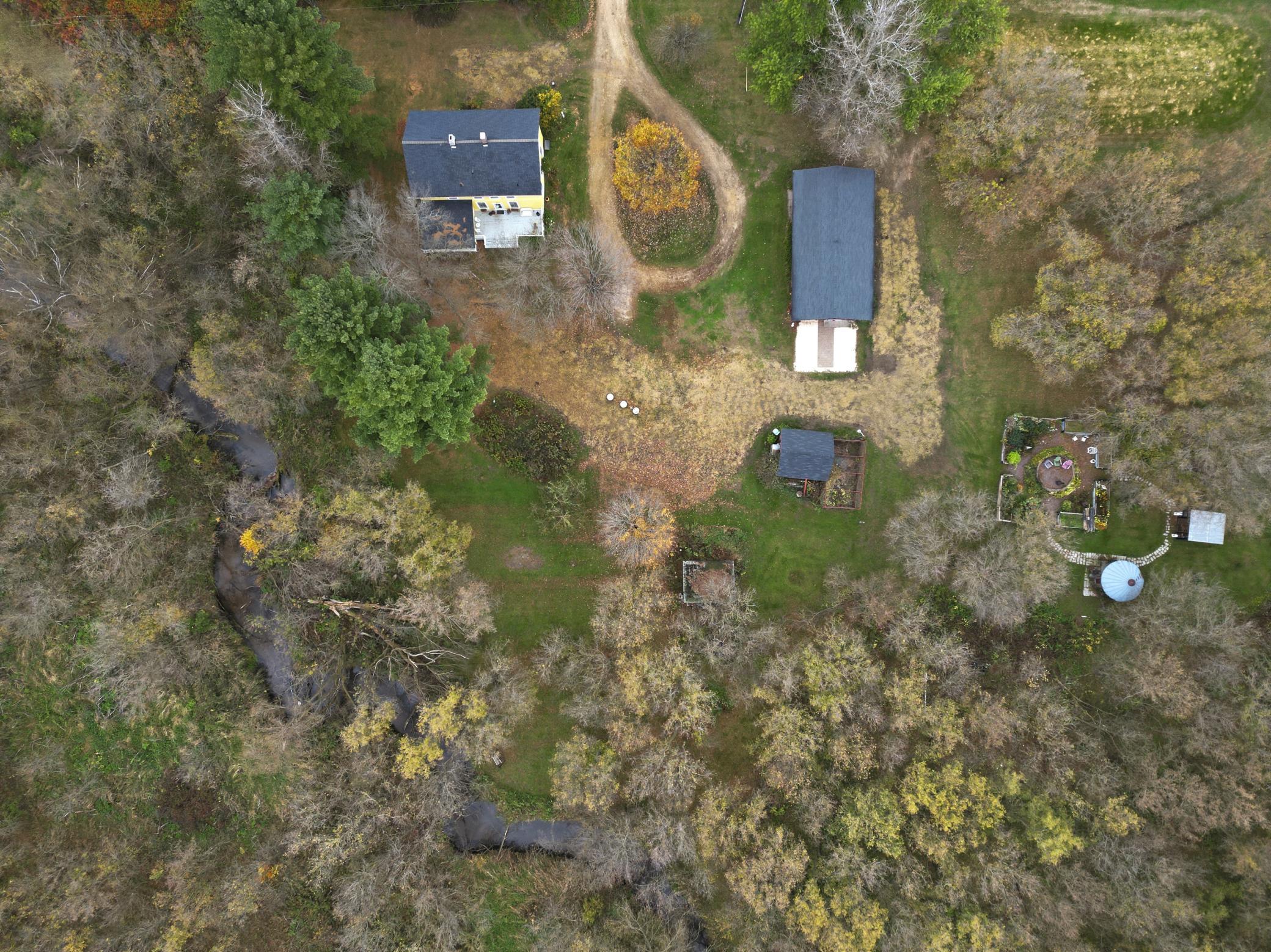 main property photo 75