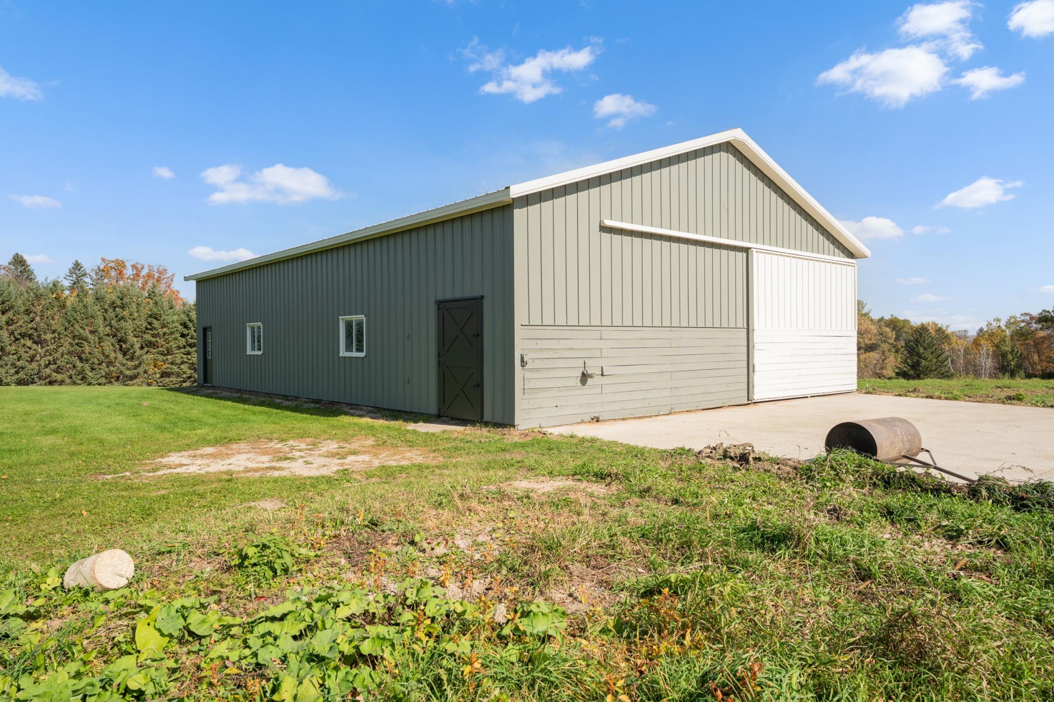 main property photo 22