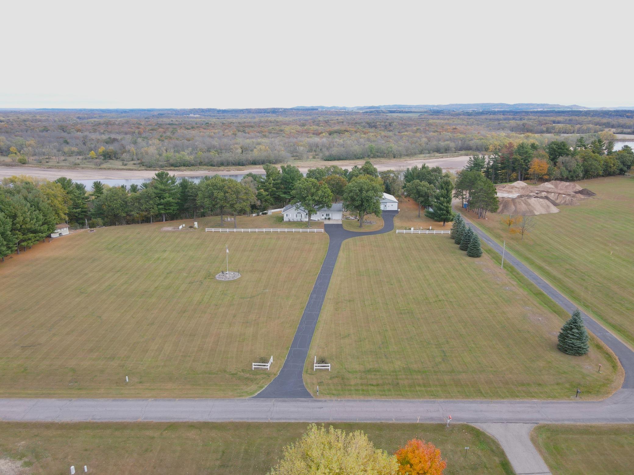 main property photo 12
