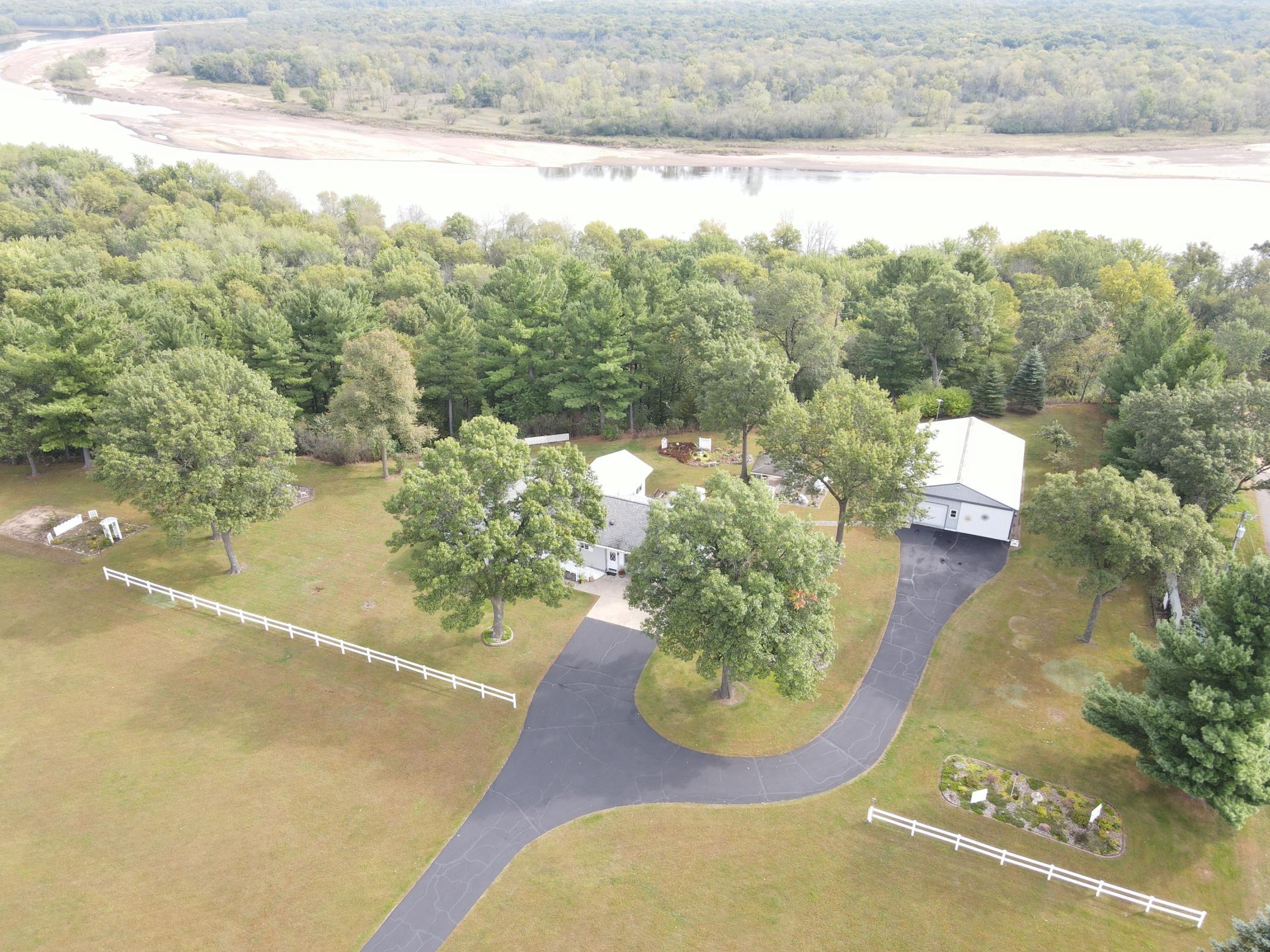 main property photo 15