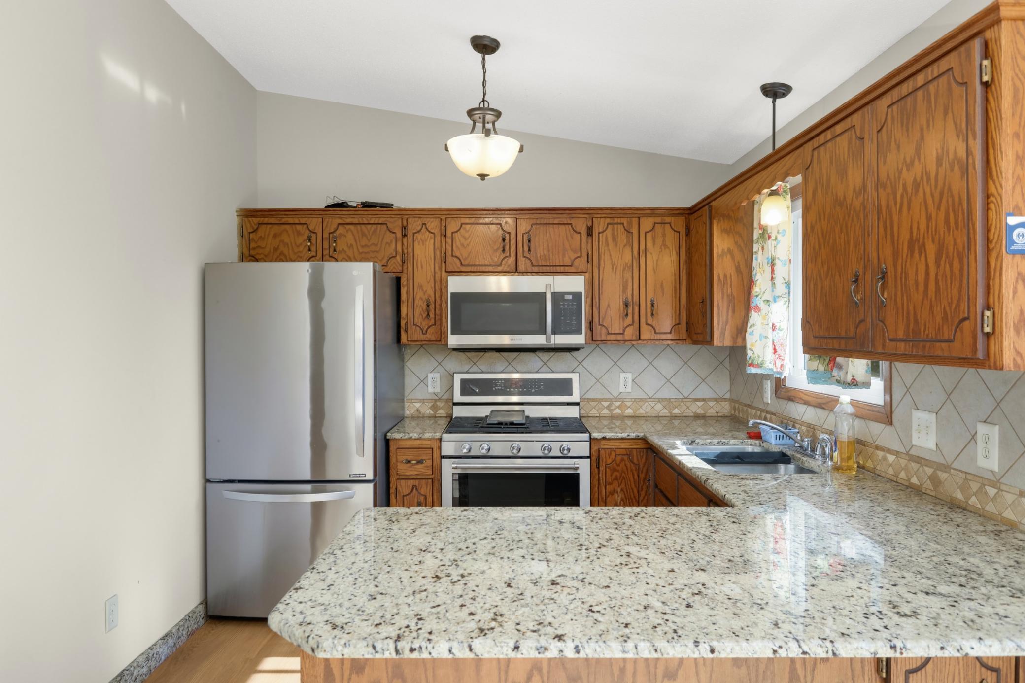 main property photo 9