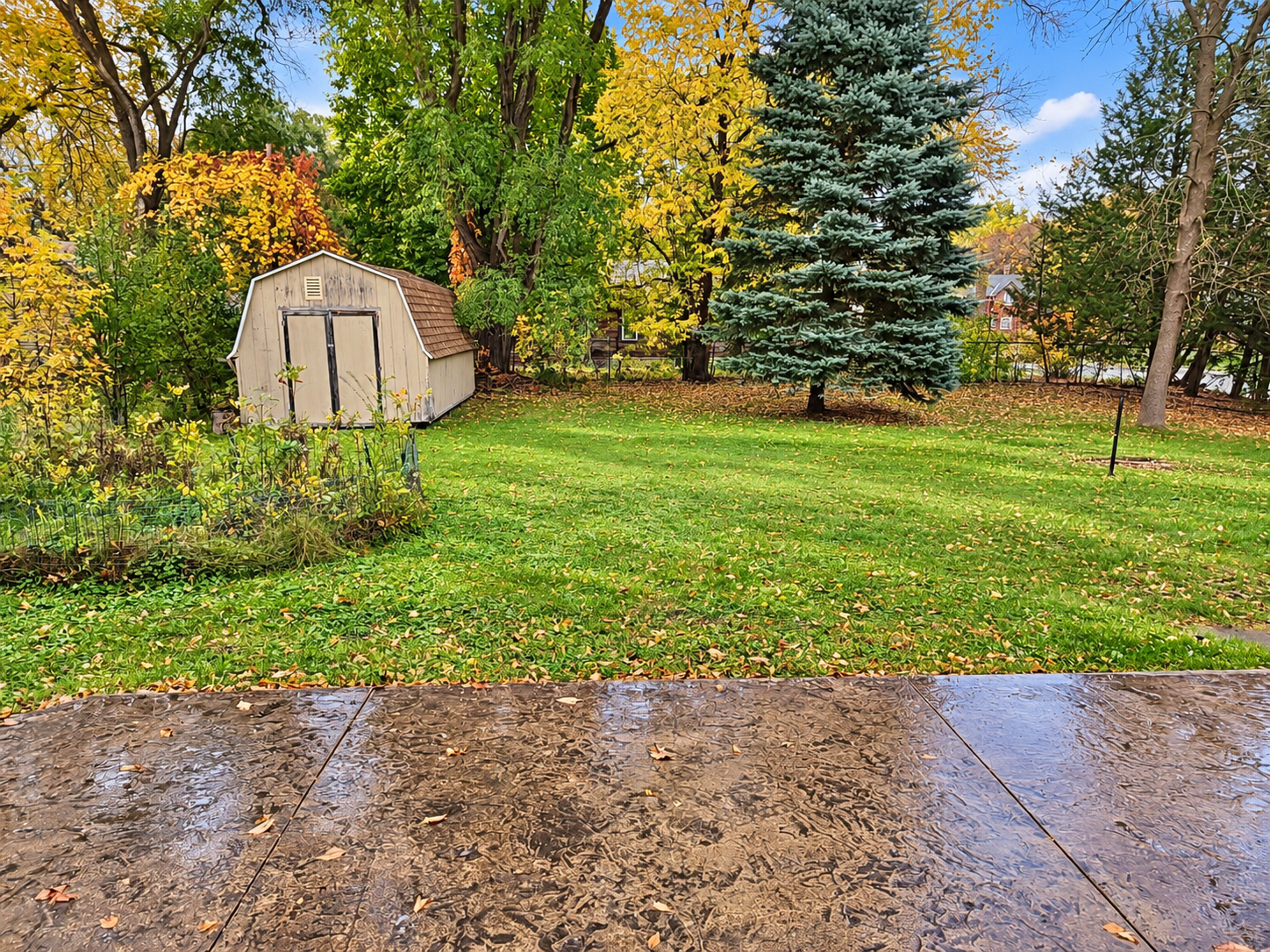 main property photo 9