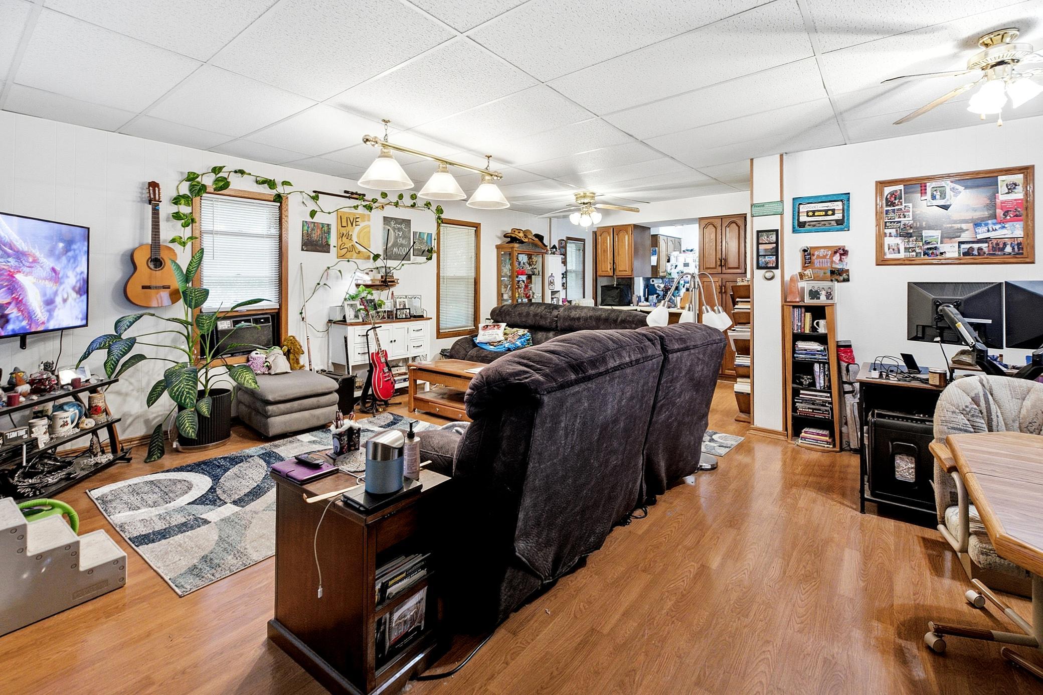 main property photo 12