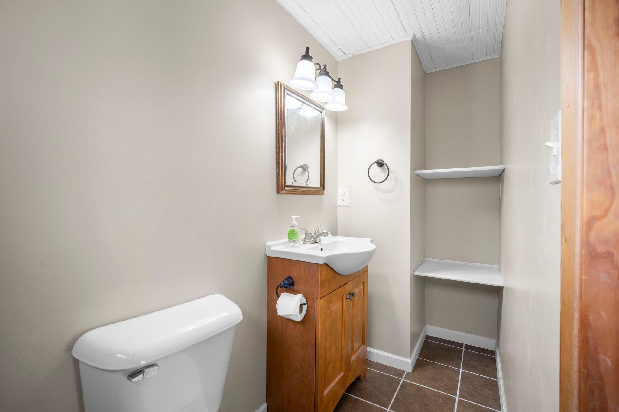 main property photo 20