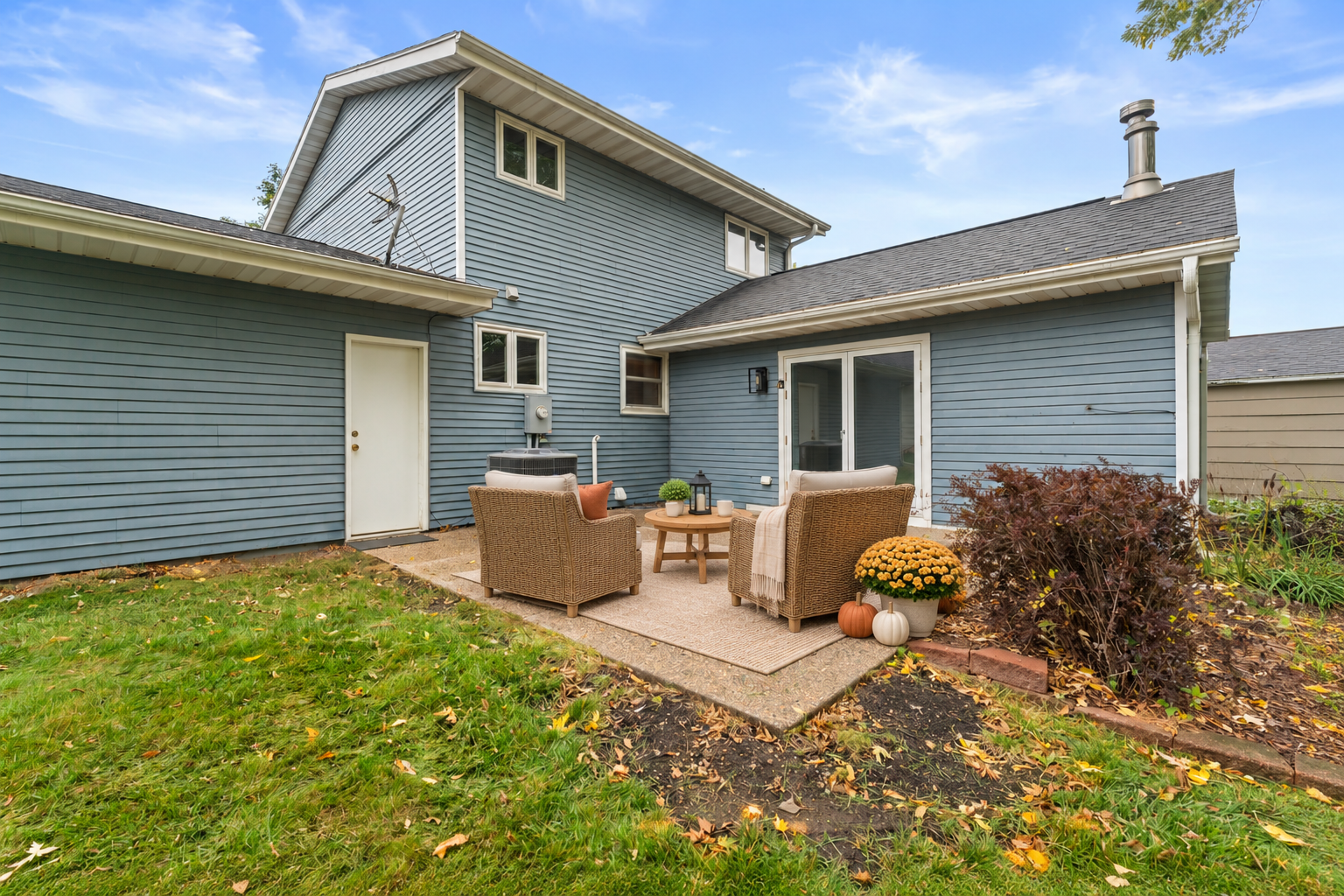 main property photo 25