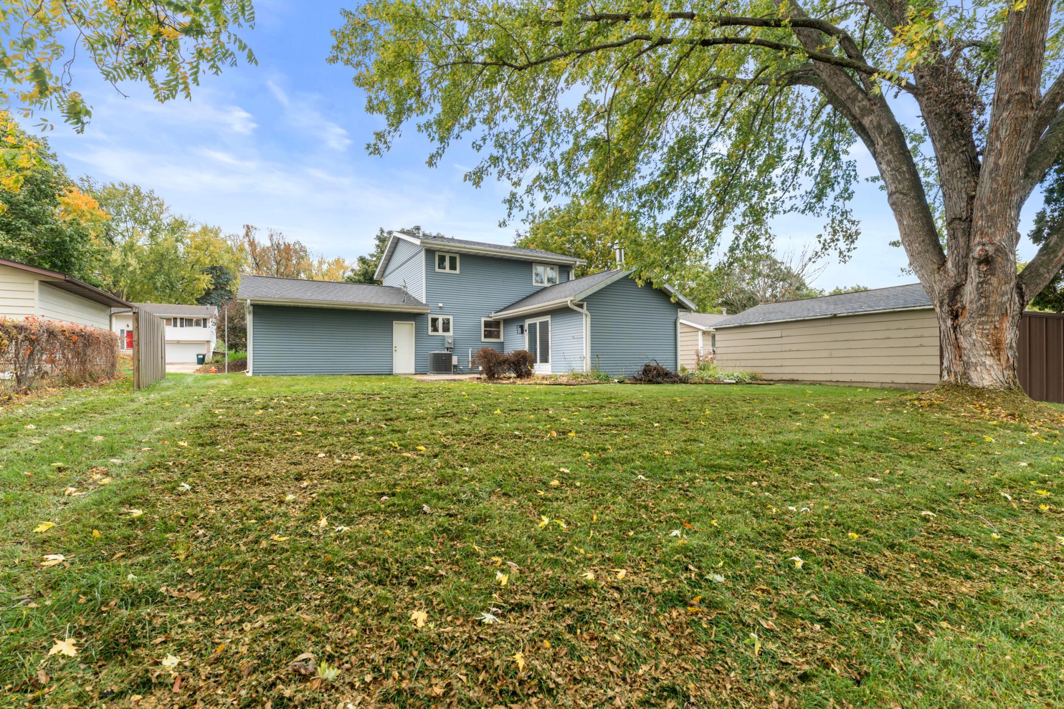 main property photo 27