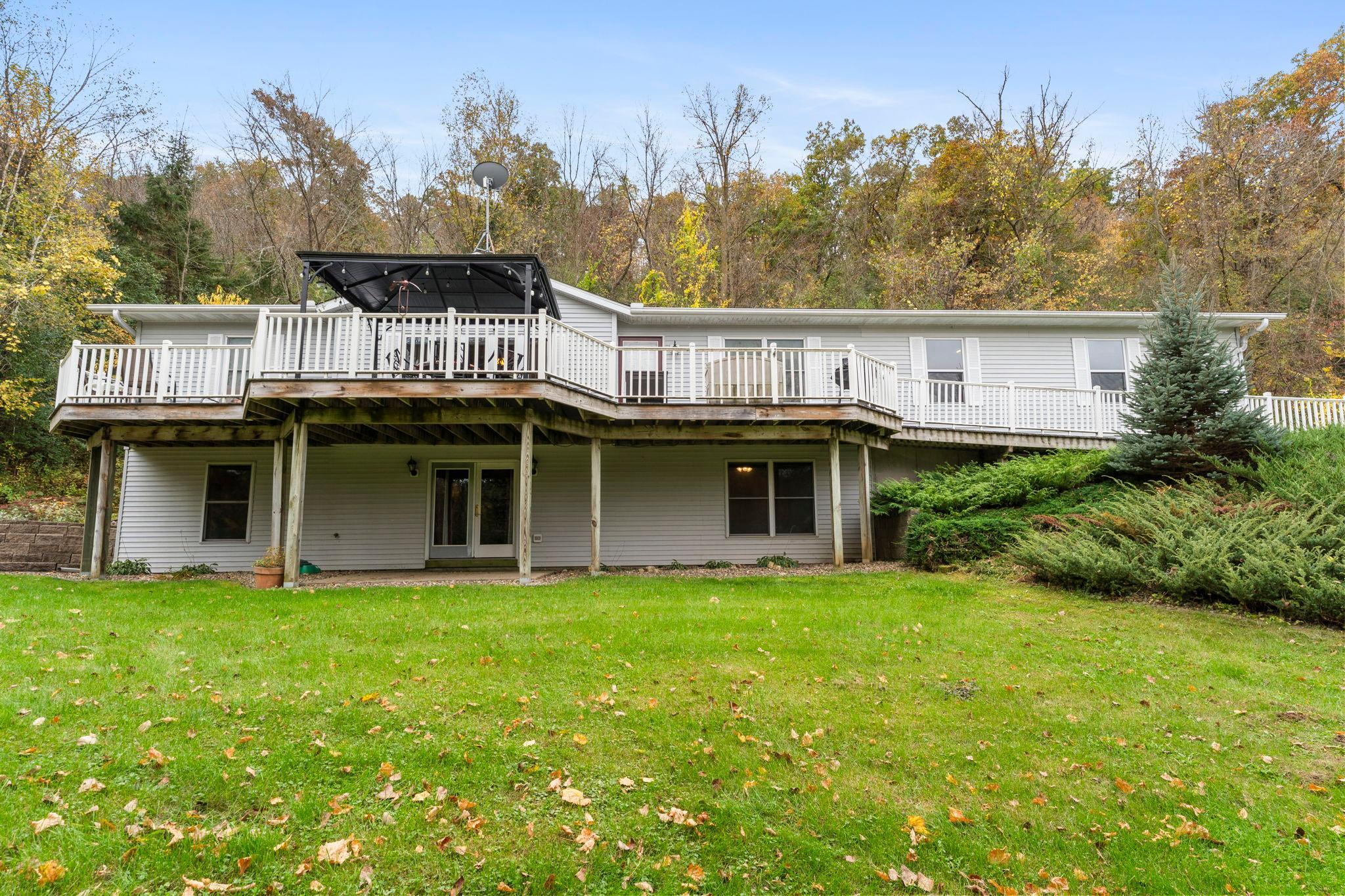 main property photo 70