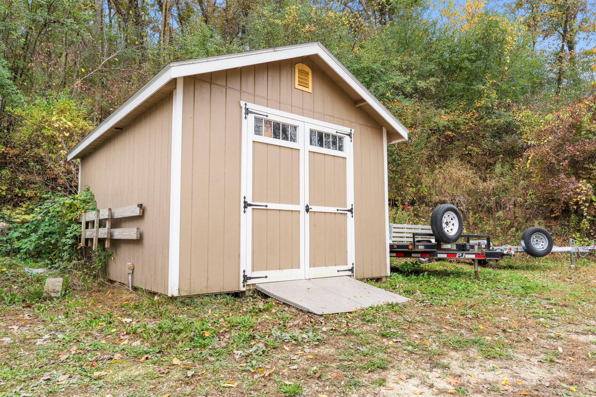 main property photo 75