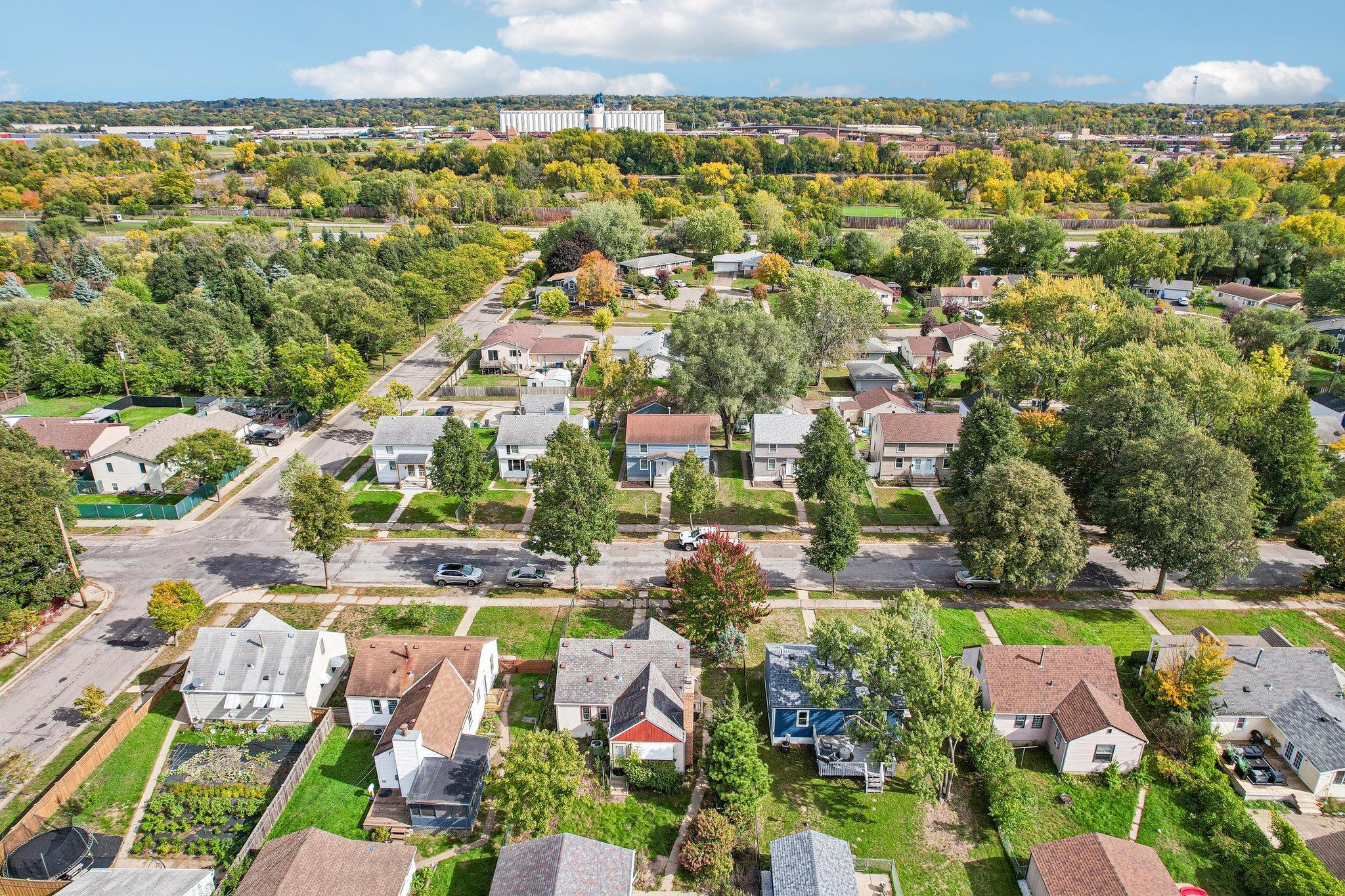 main property photo 51