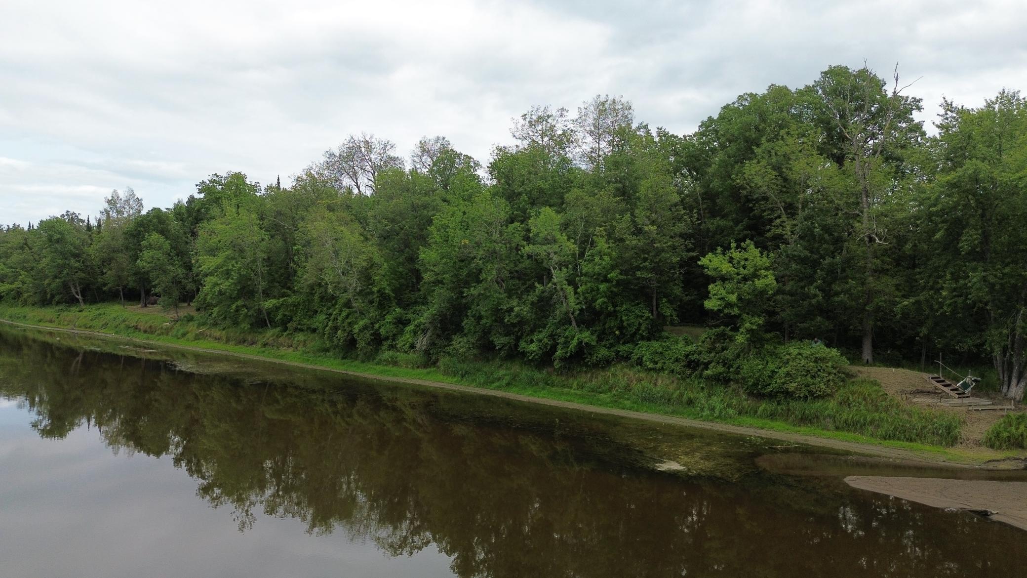 main property photo 76