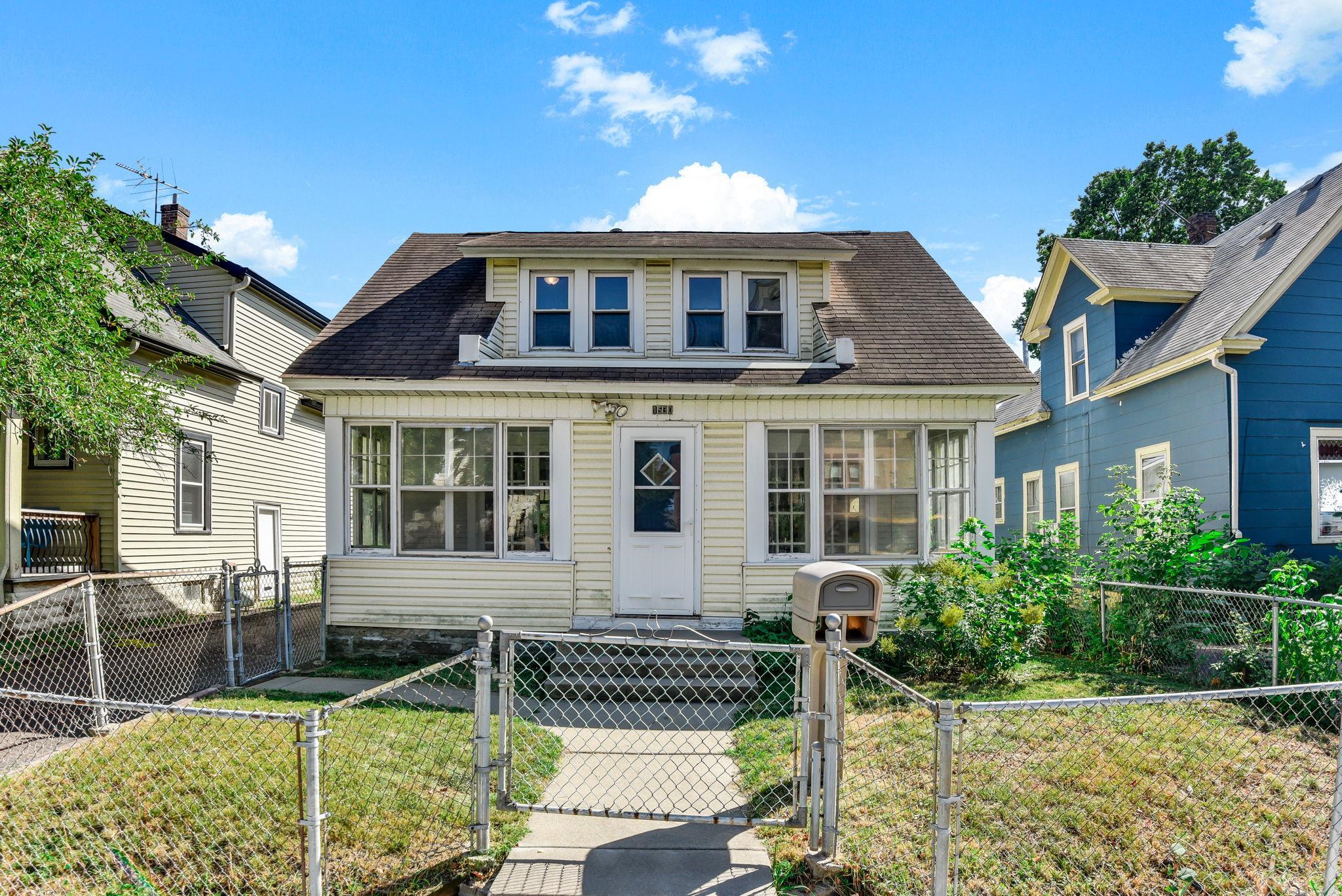 main property photo 1