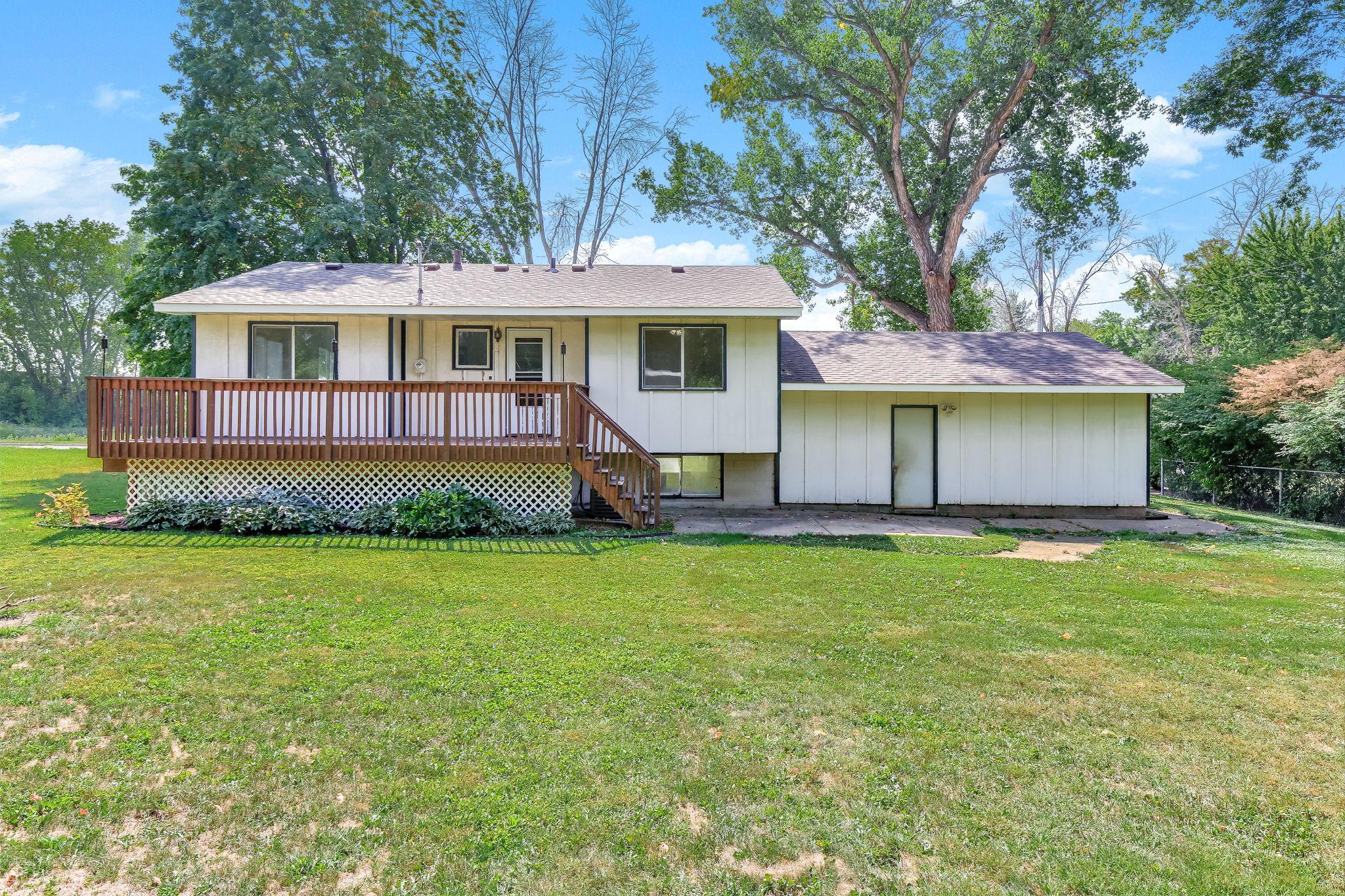 main property photo 22