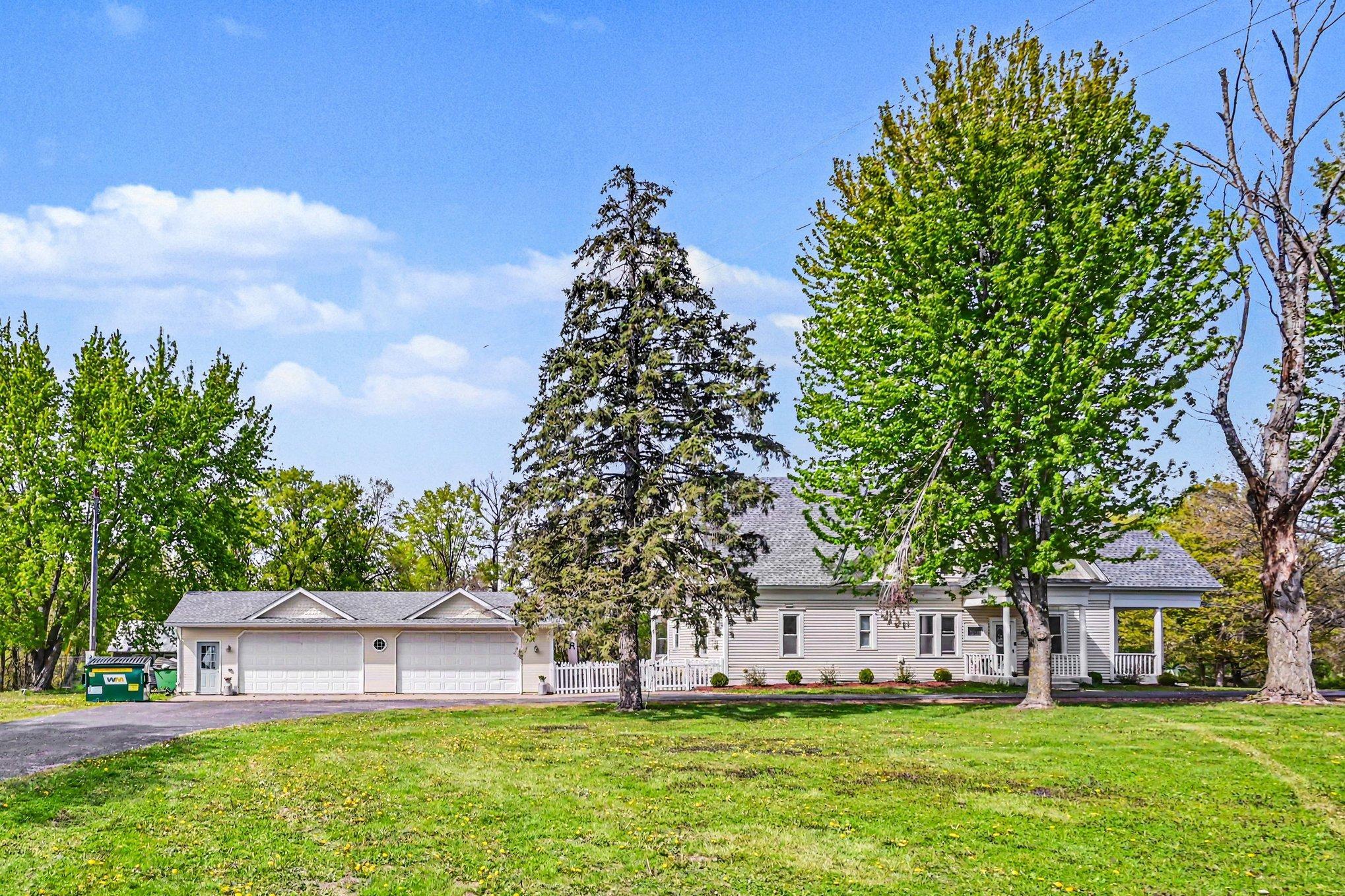 main property photo 33