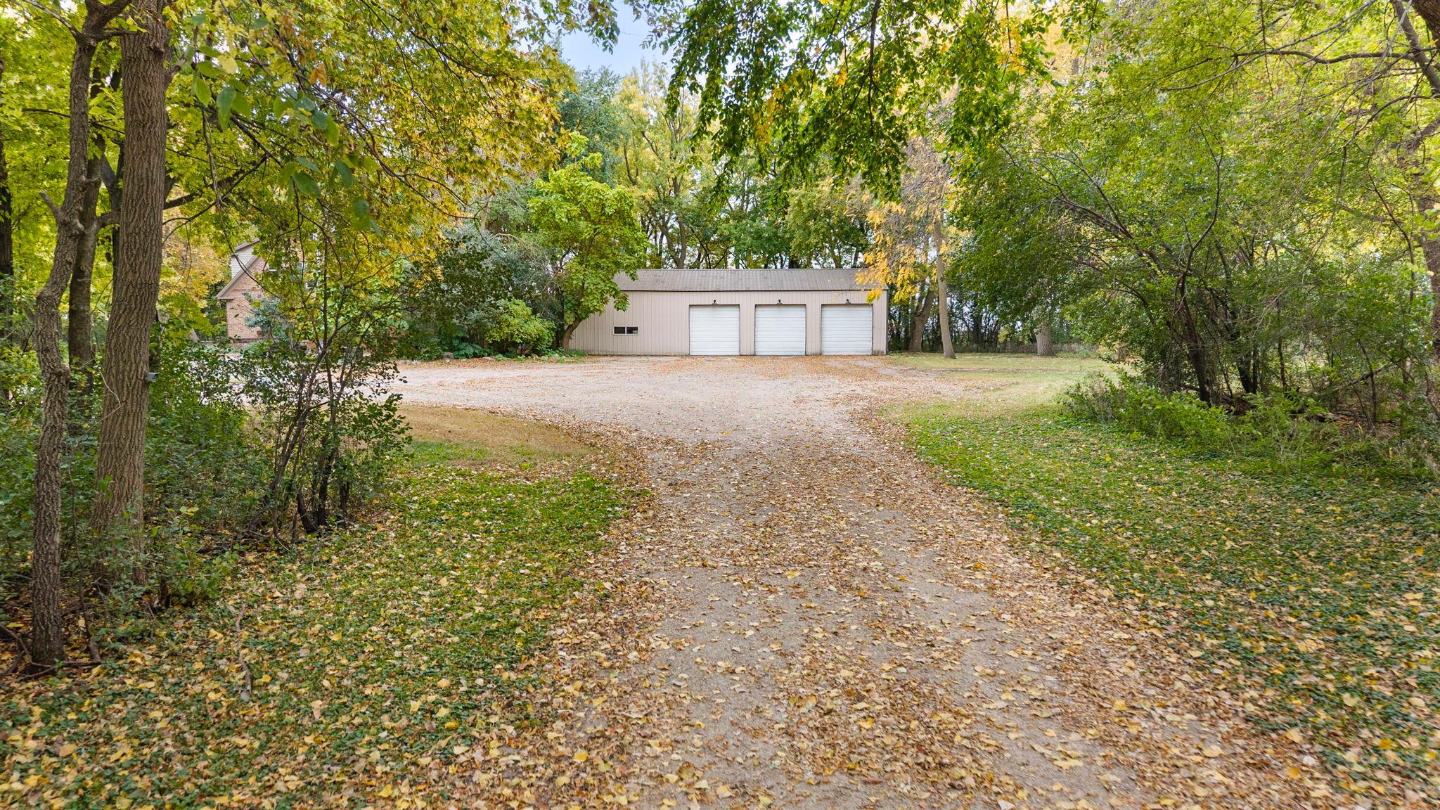 main property photo 50