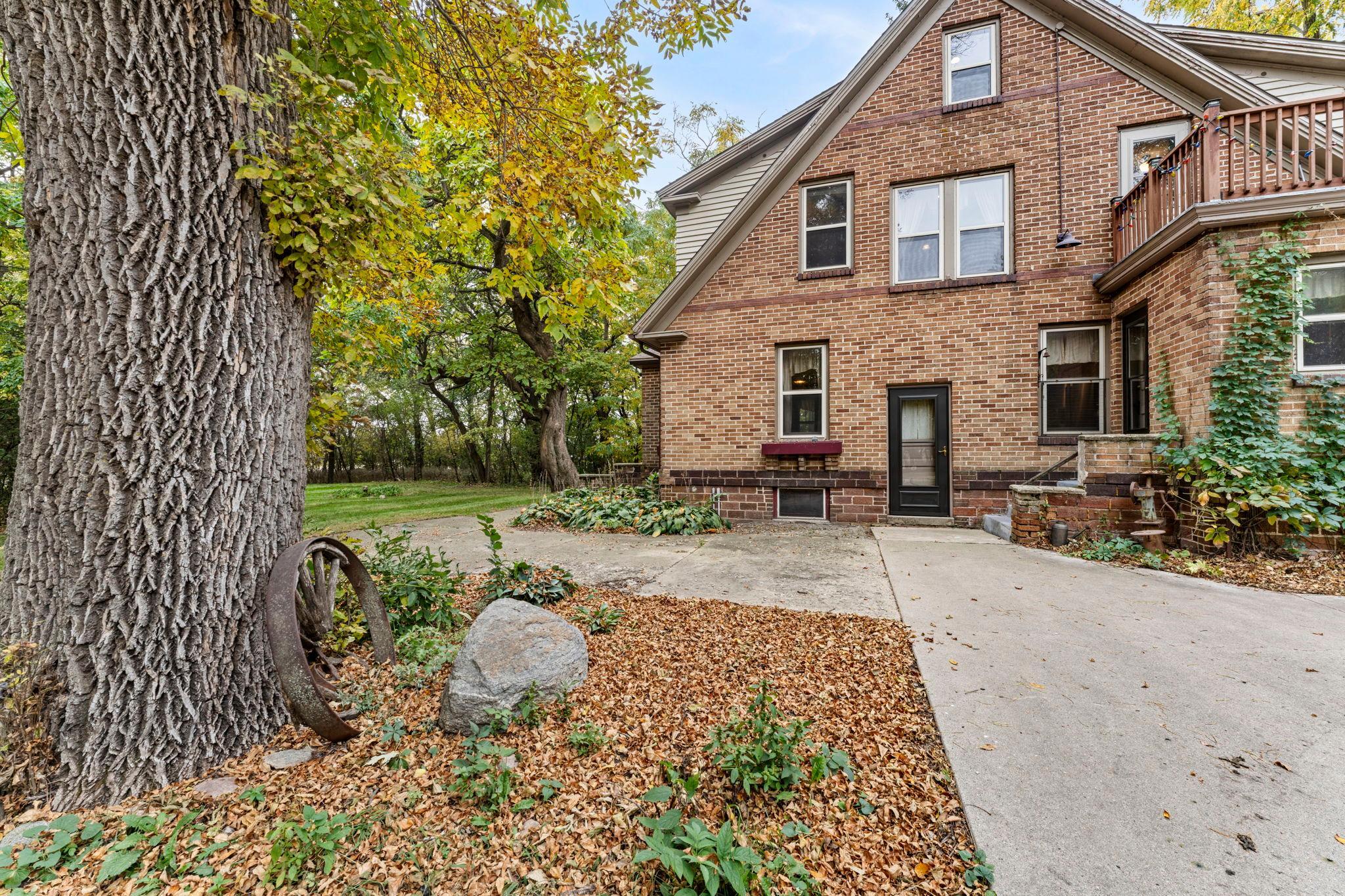 main property photo 61