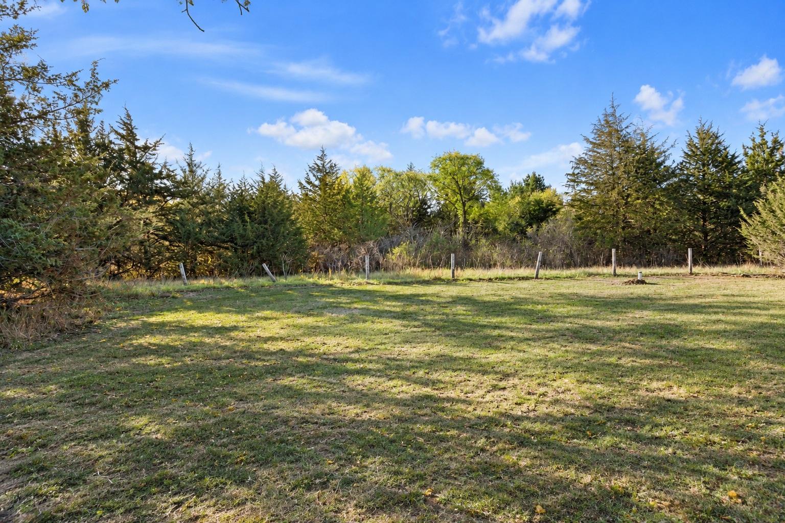 main property photo 25
