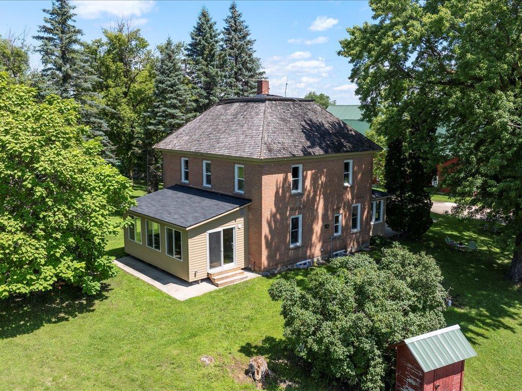 main property photo 21